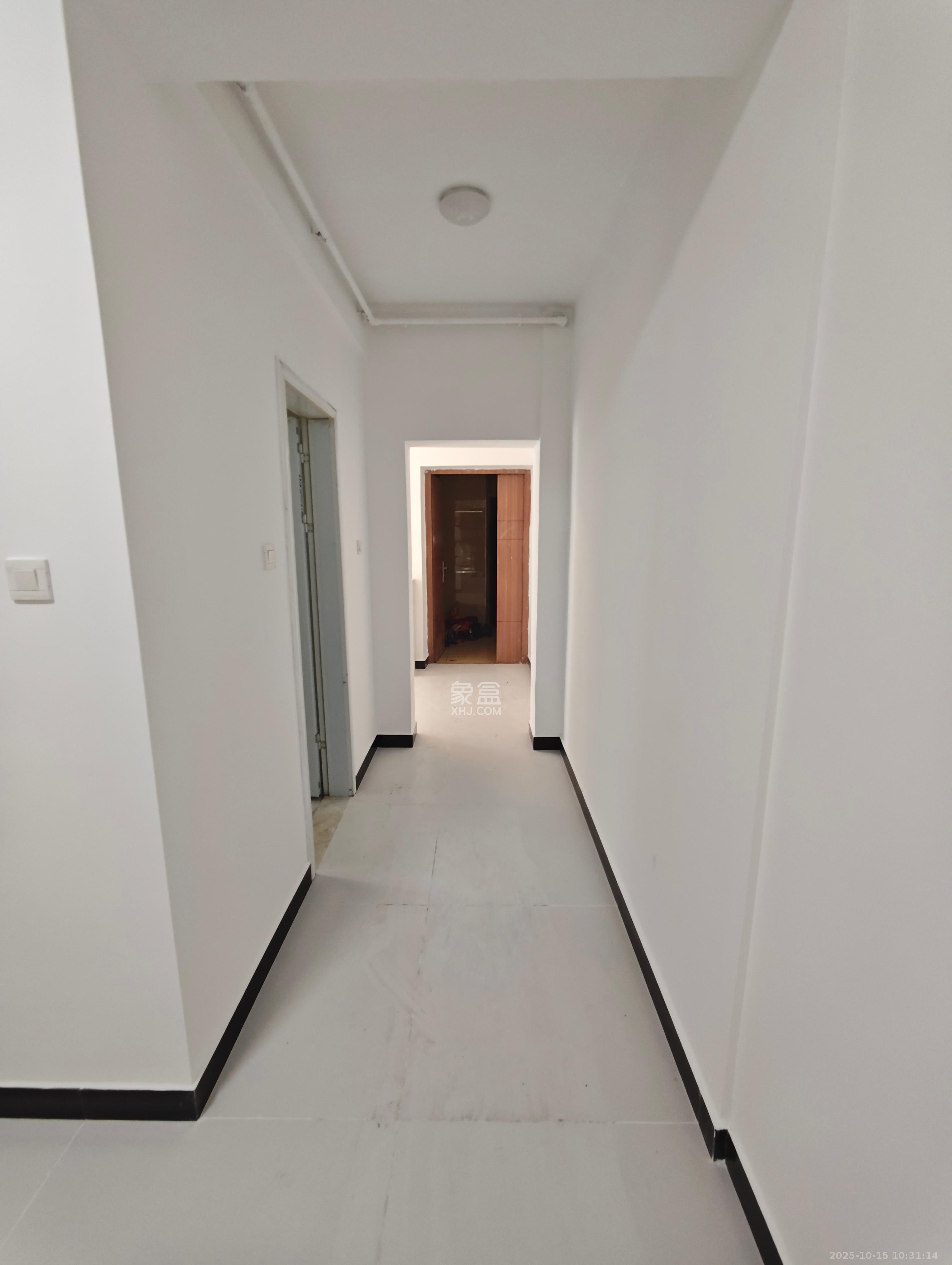 恒基凯旋门一二期  2室2厅1卫    1600.0元/月室内图