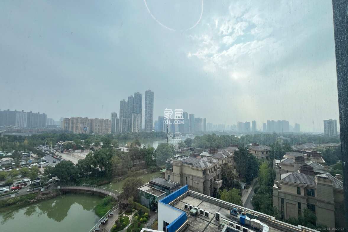 藏珑湖上公馆 1室1厅1卫 2800.0元/月 藏珑湖上公馆 1室1厅1卫 2800.0元/月室内图