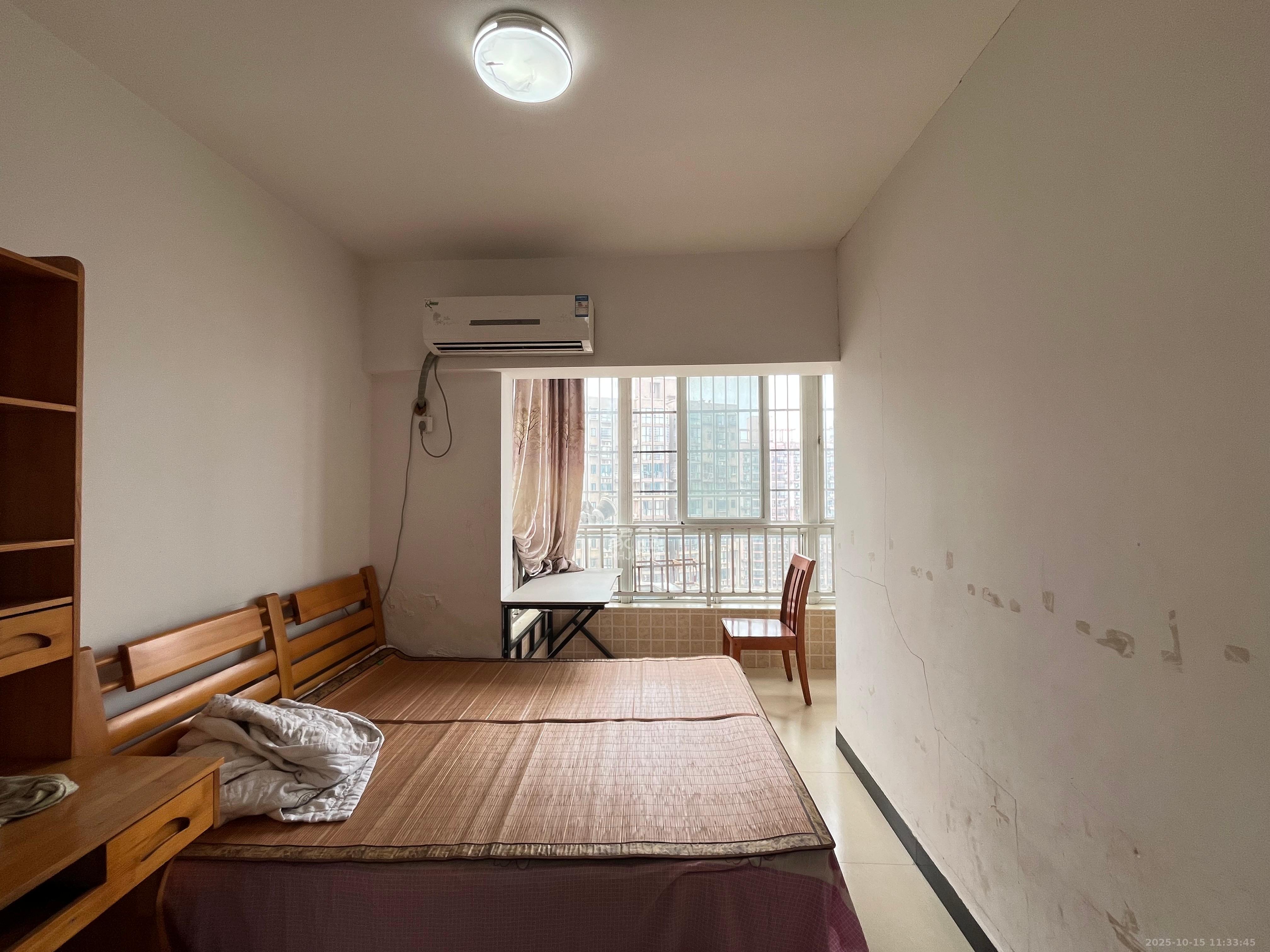 先锋东外滩  1室1厅1卫    1650.0元/月 先锋东外滩  1室1厅1卫    1650.0元/月室内图