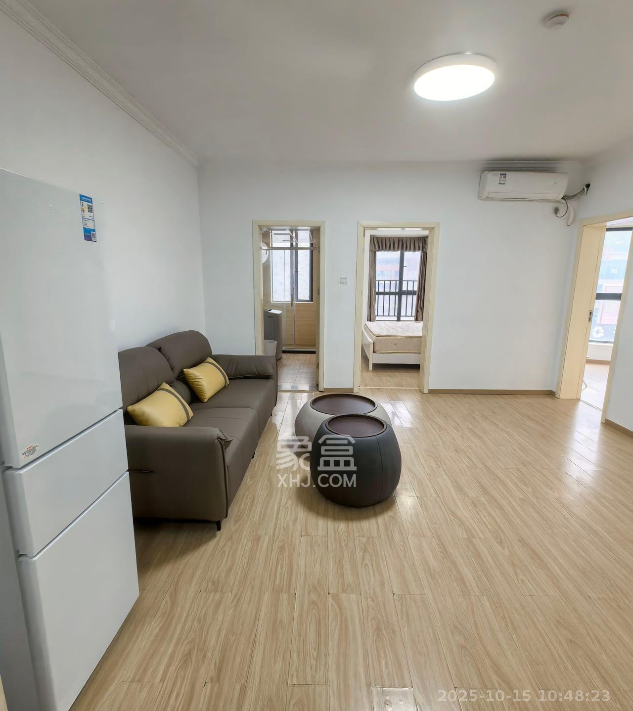 万芙锦城  1室1厅1卫    1800.0元/月室内图1