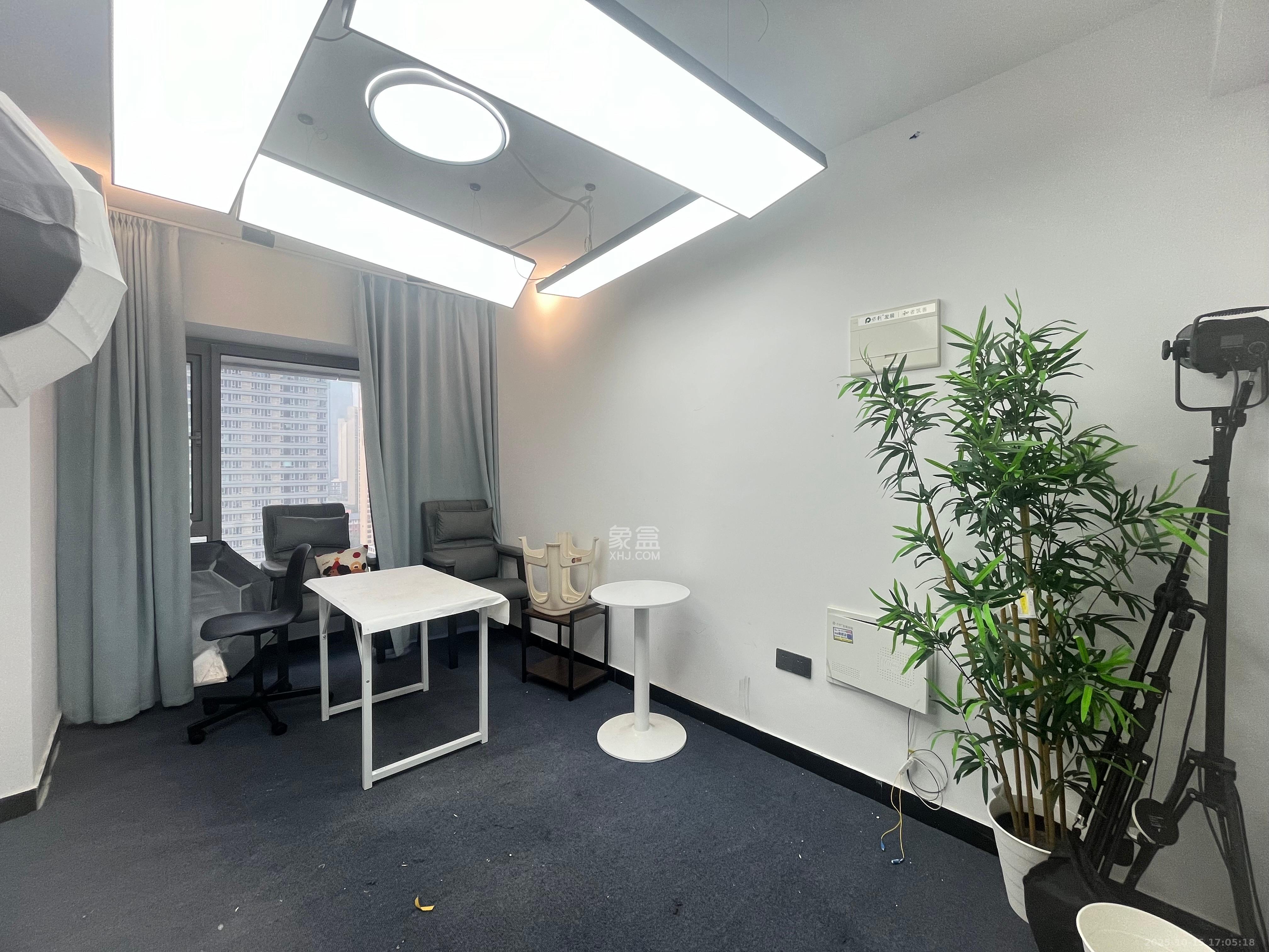 保利天禧EF区  1室1厅1卫    1500.0元/月 保利天禧EF区  1室1厅1卫    1500.0元/月室内图