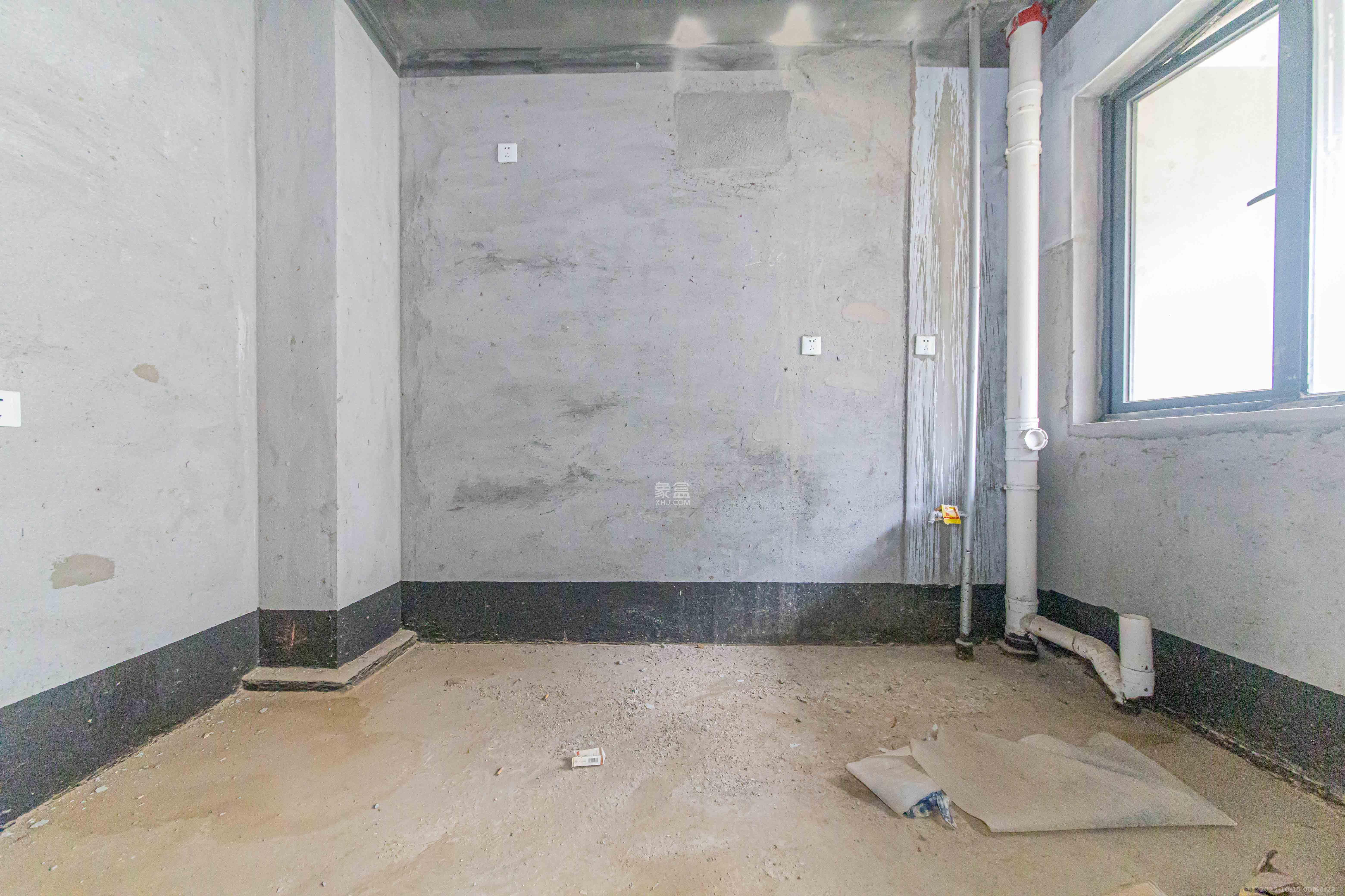 鑫远玲珑  3室2厅1卫    105.0万厨房