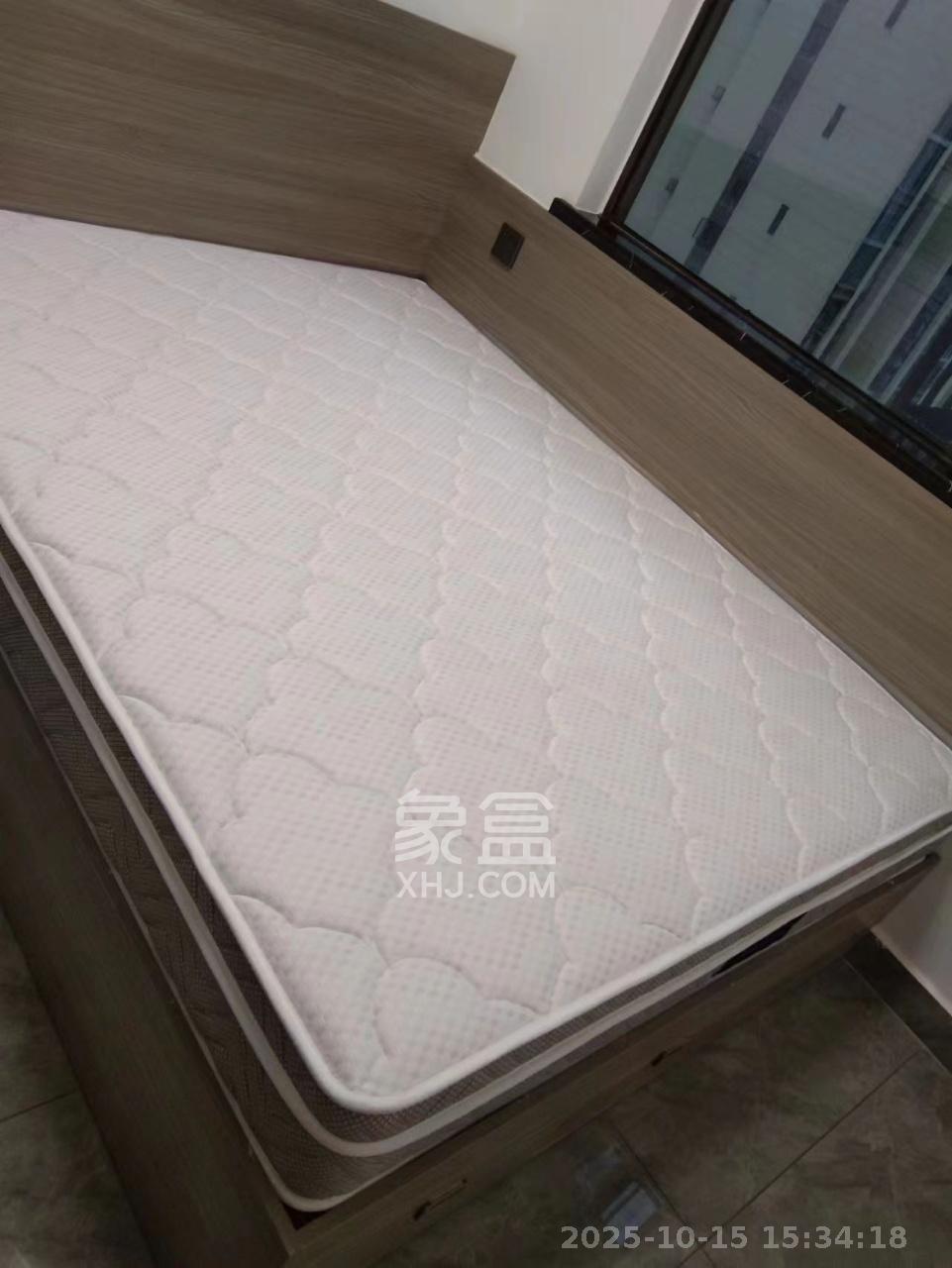 长房明宸府  2室1厅1卫    1700.0元/月