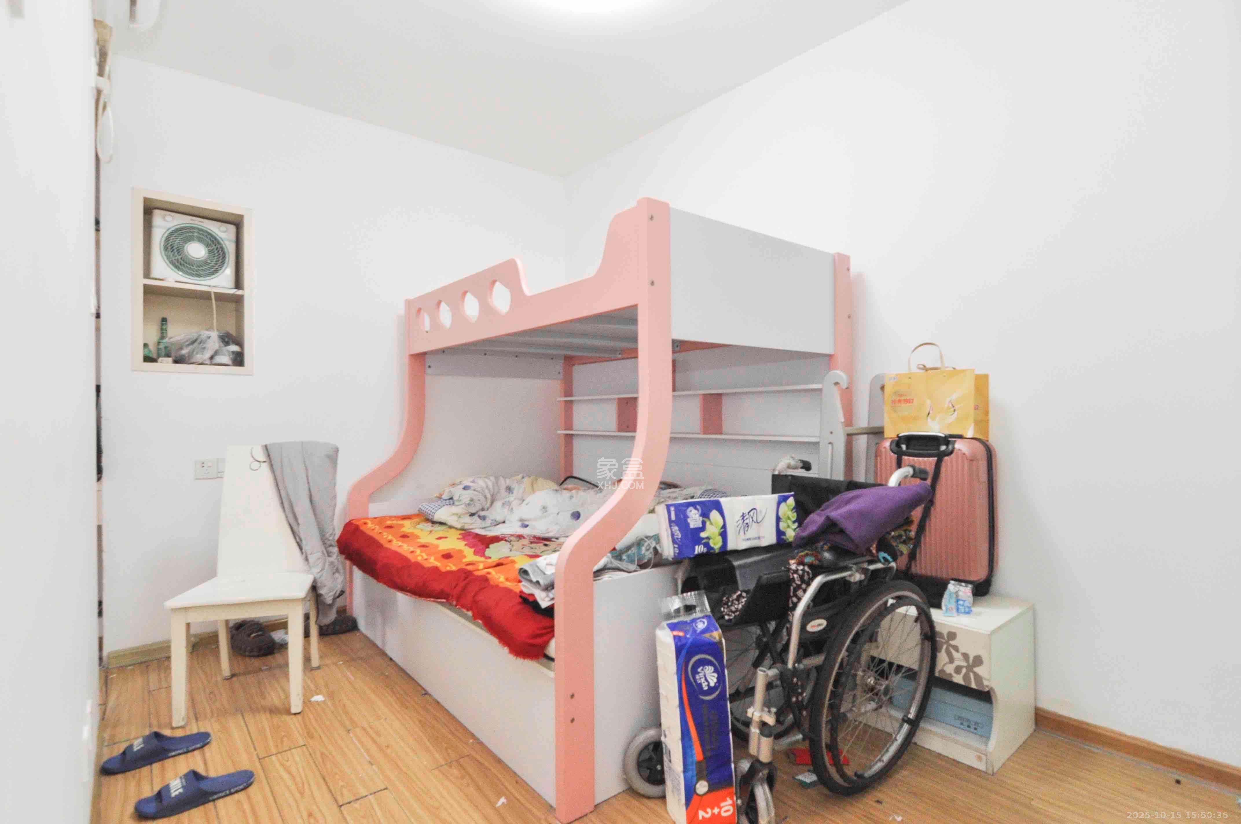 龙王港社区  2室2厅1卫    2100.0元/月室内图