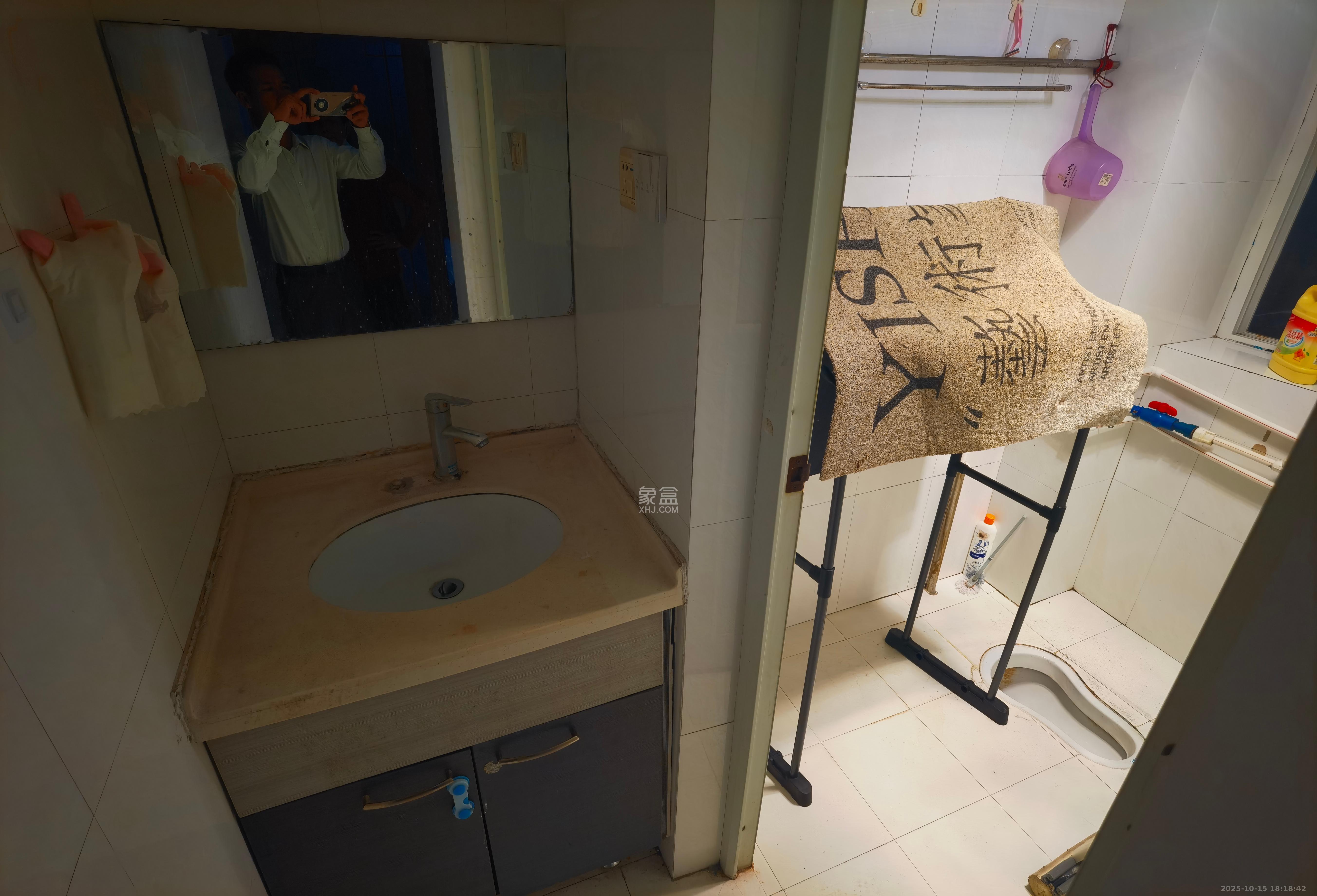 中国水电八局宿舍  3室2厅1卫    2100.0元/月室内图