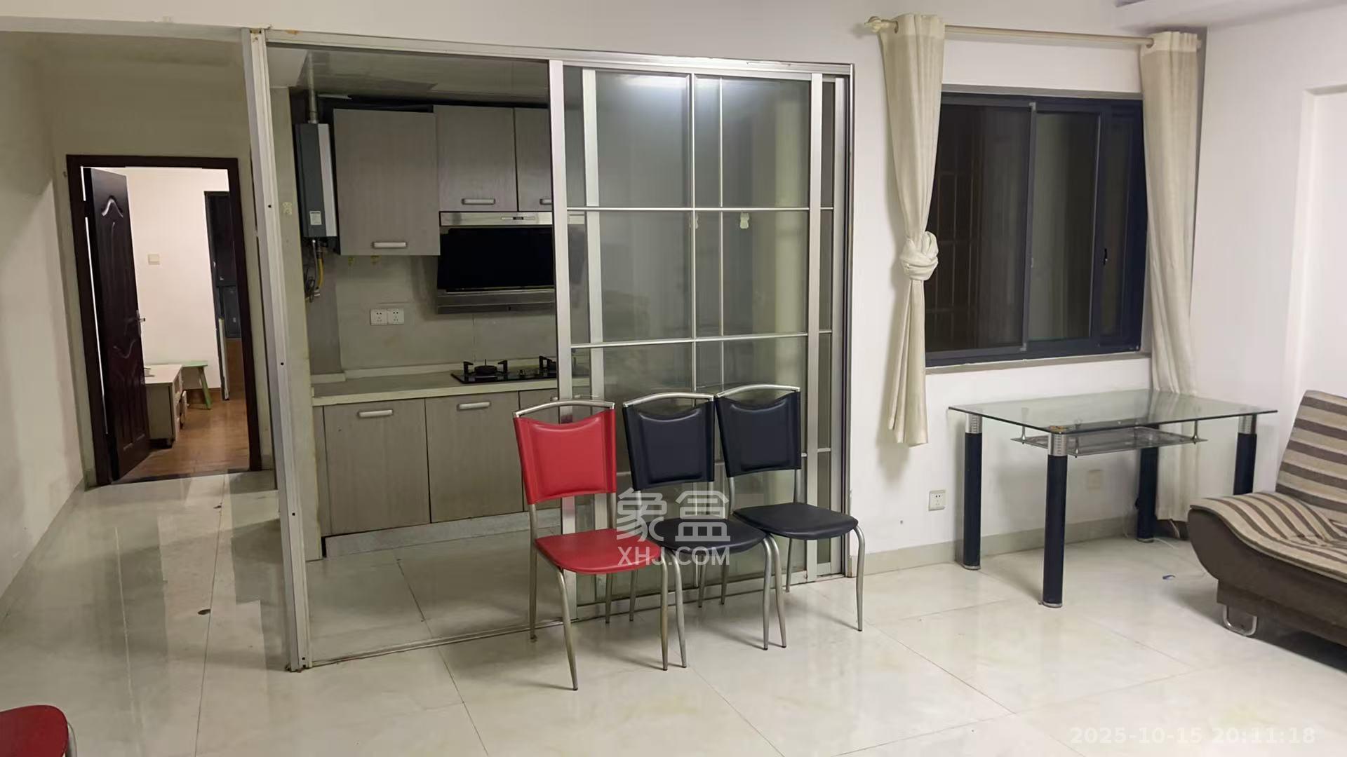 上峰苑（兰亭玥岛）  1室1厅1卫    1700.0元/月室内图