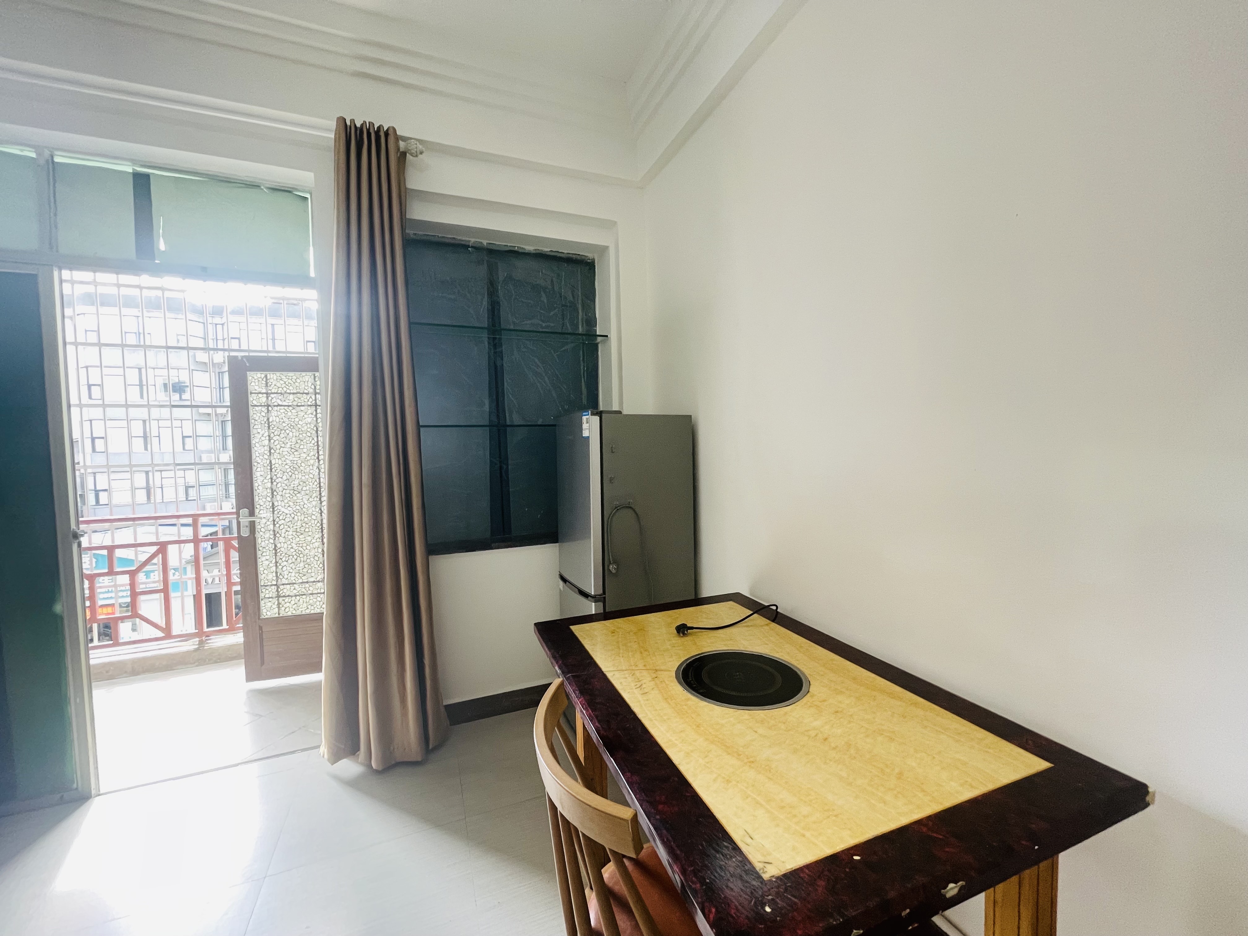 远东雅居 1室1厅1卫 1300.0元/月 远东雅居 1室1厅1卫 1300.0元/月室内图