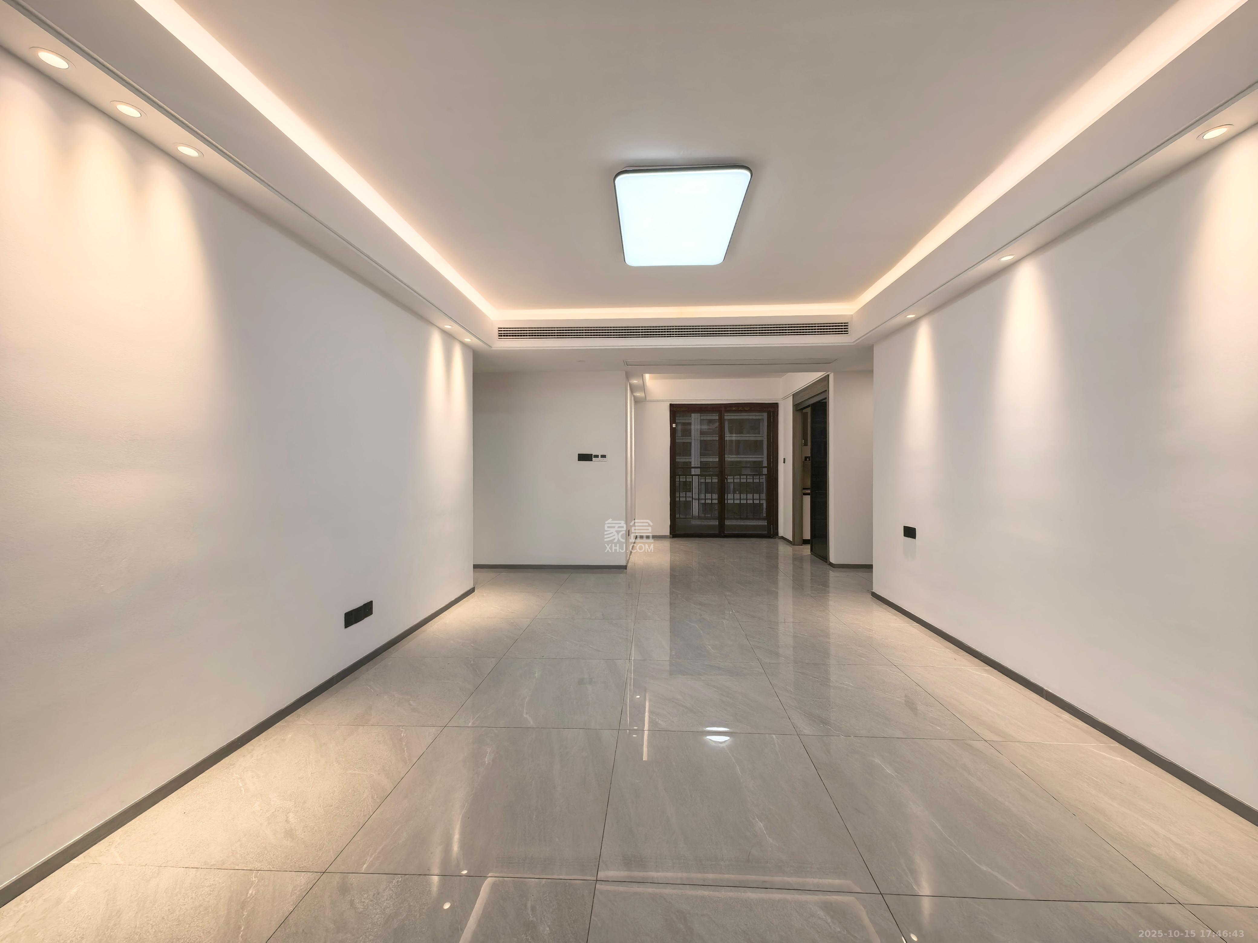 德奥悦东方  4室2厅2卫    4000.0元/月室内图