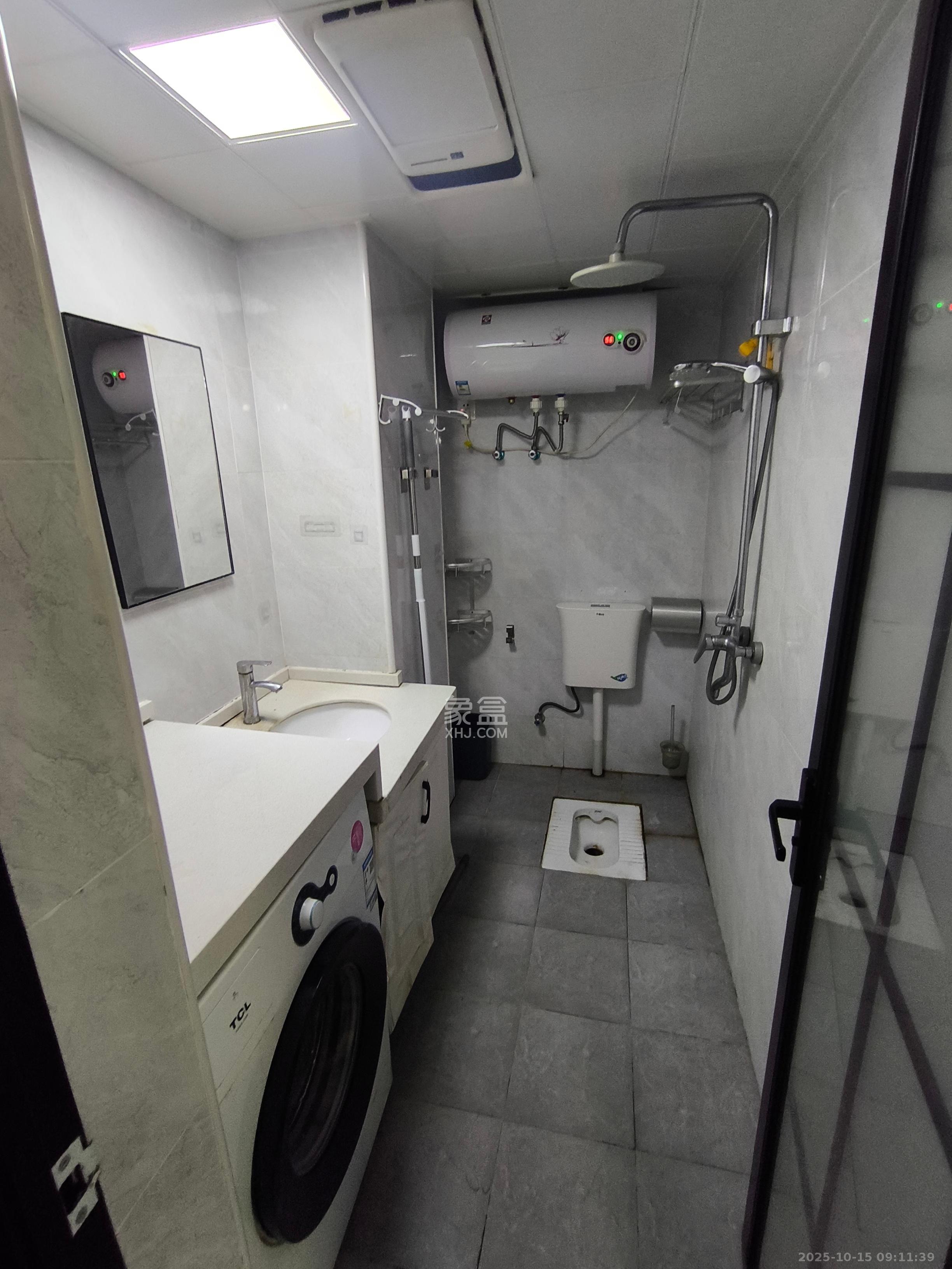 鑫远御文台一期 2室1厅1卫 1600.0元/月 鑫远御文台一期 2室1厅1卫 1600.0元/月室内图