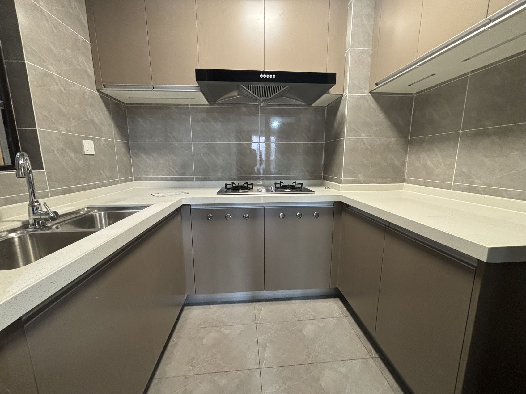 金科集美东方  3室2厅2卫    1700.0元/月室内图