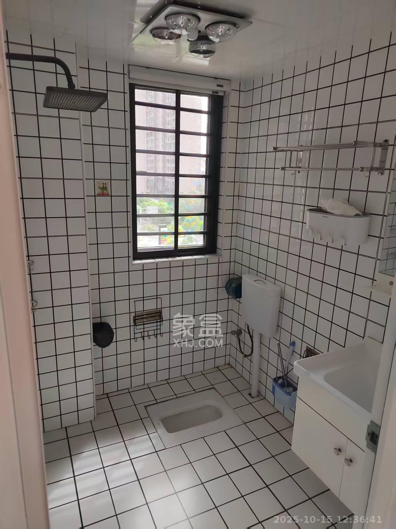 东宜兰园 2室1厅1卫 1500.0元/月 东宜兰园 2室1厅1卫 1500.0元/月室内图