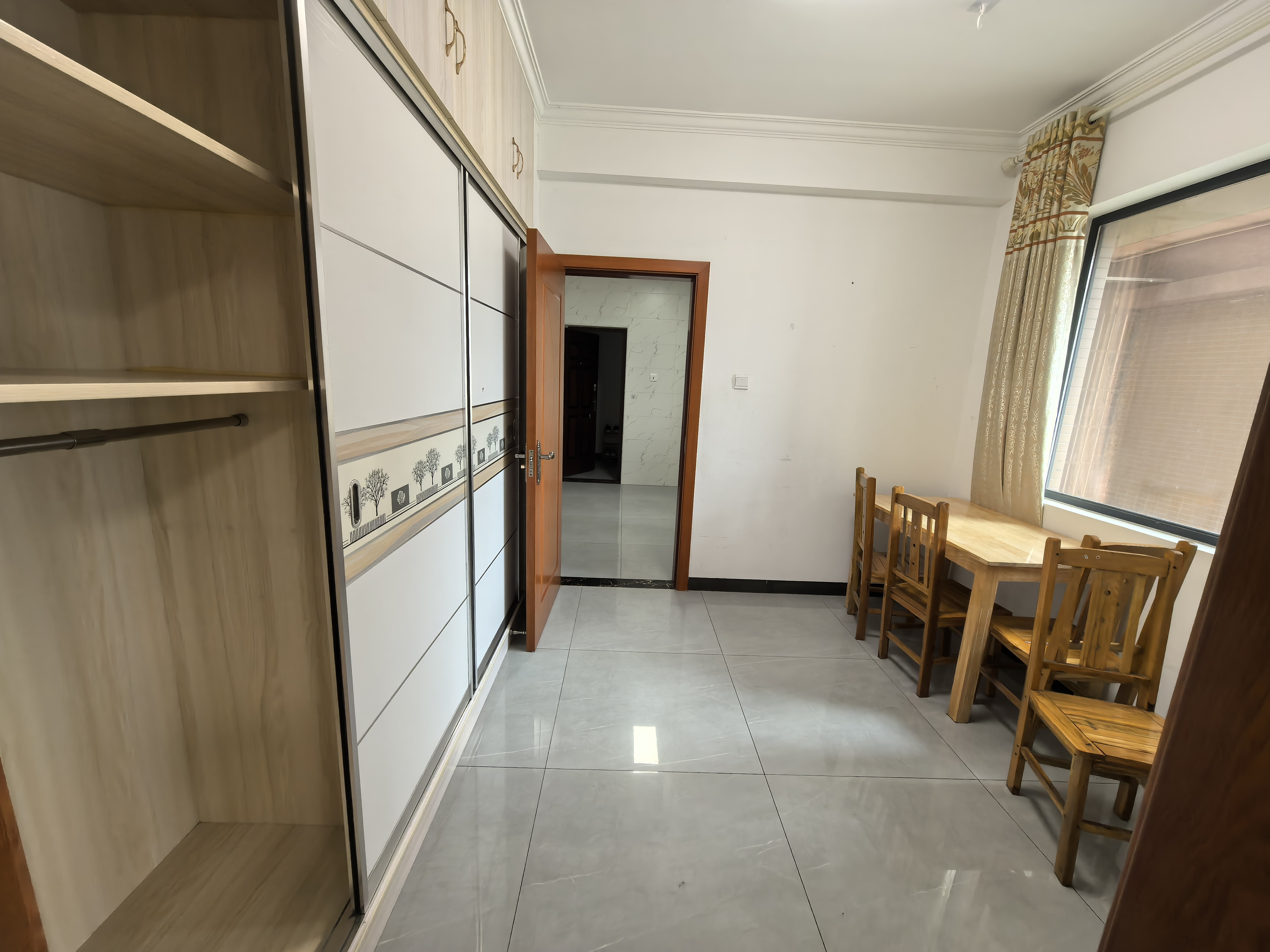 天悦和苑一期 1室1厅1卫 1300.0元/月 天悦和苑一期 1室1厅1卫 1300.0元/月户型图