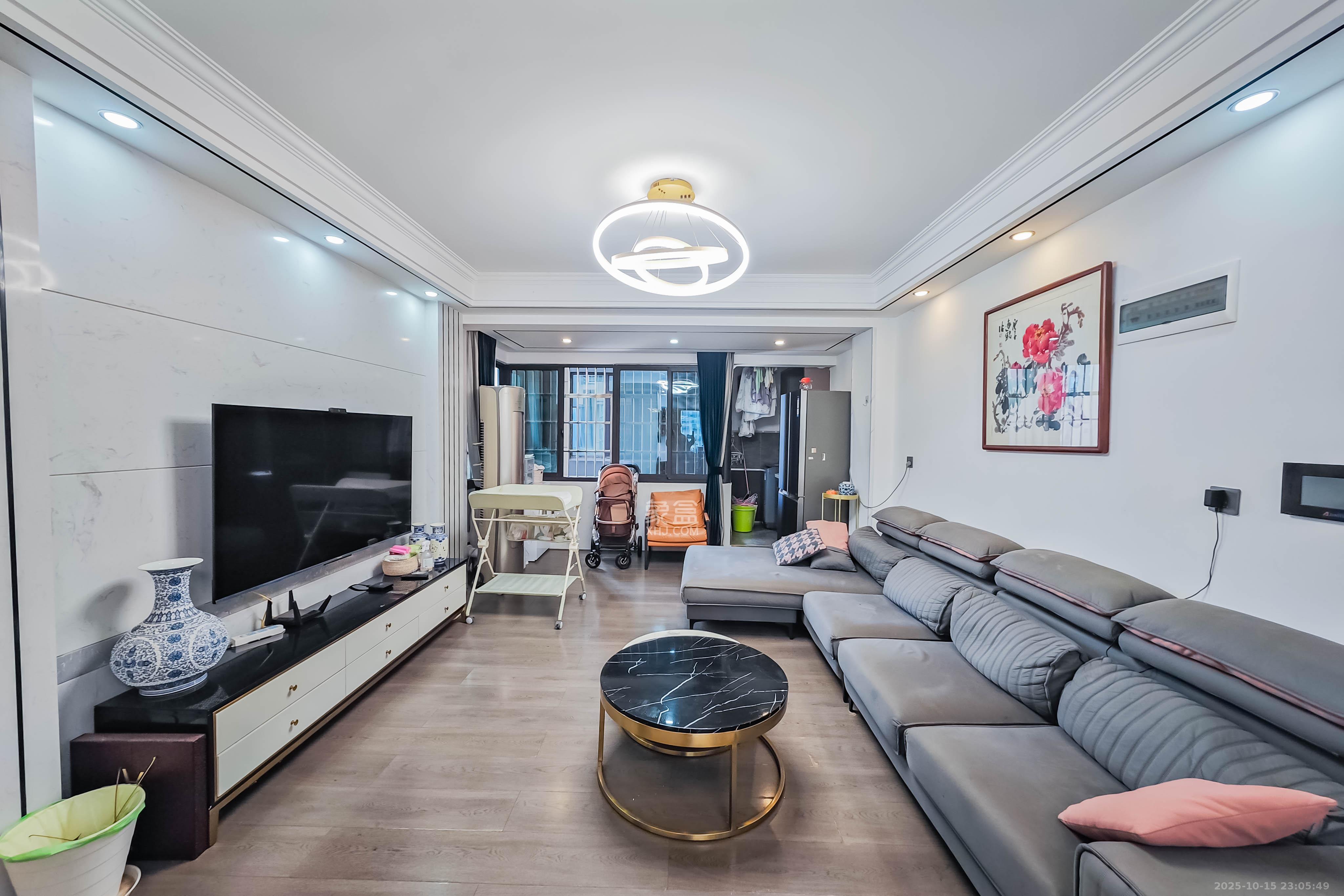 五江天街北区  4室2厅2卫    127.0万