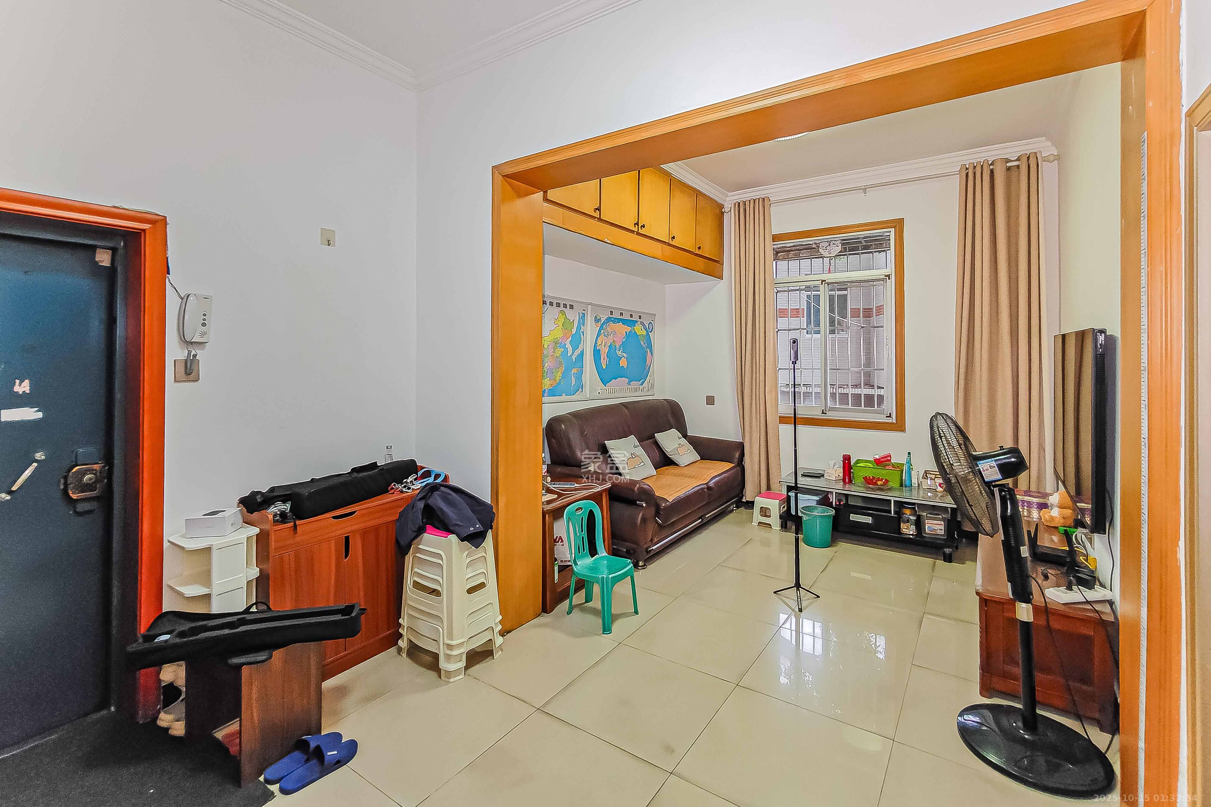 湘农桥社区 3室2厅1卫 86.8万 湘农桥社区 3室2厅1卫 86.8万客厅