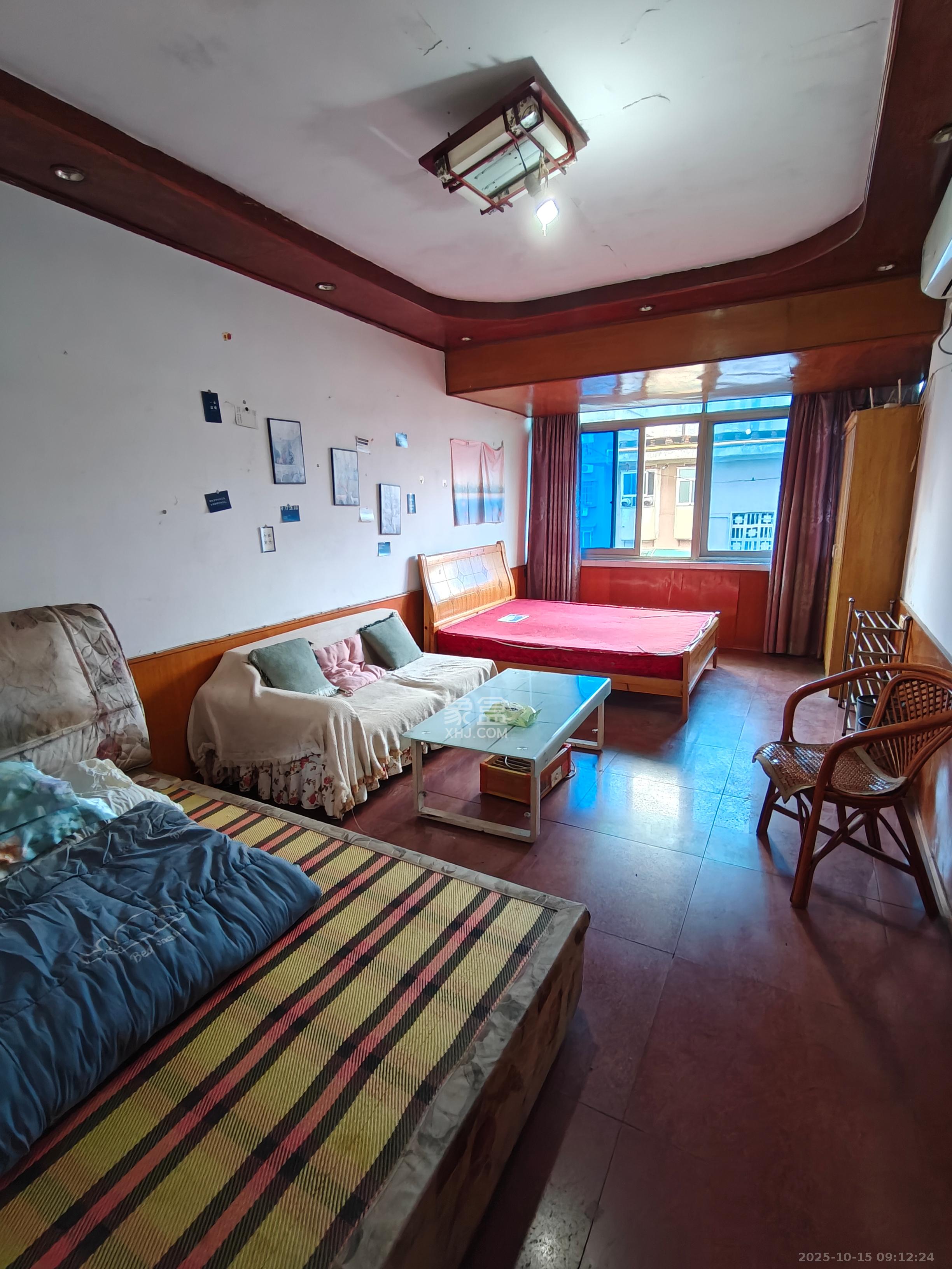 赤岗小区(一二三片) 3室1厅1卫 1500.0元/月 赤岗小区(一二三片) 3室1厅1卫 1500.0元/月室内图