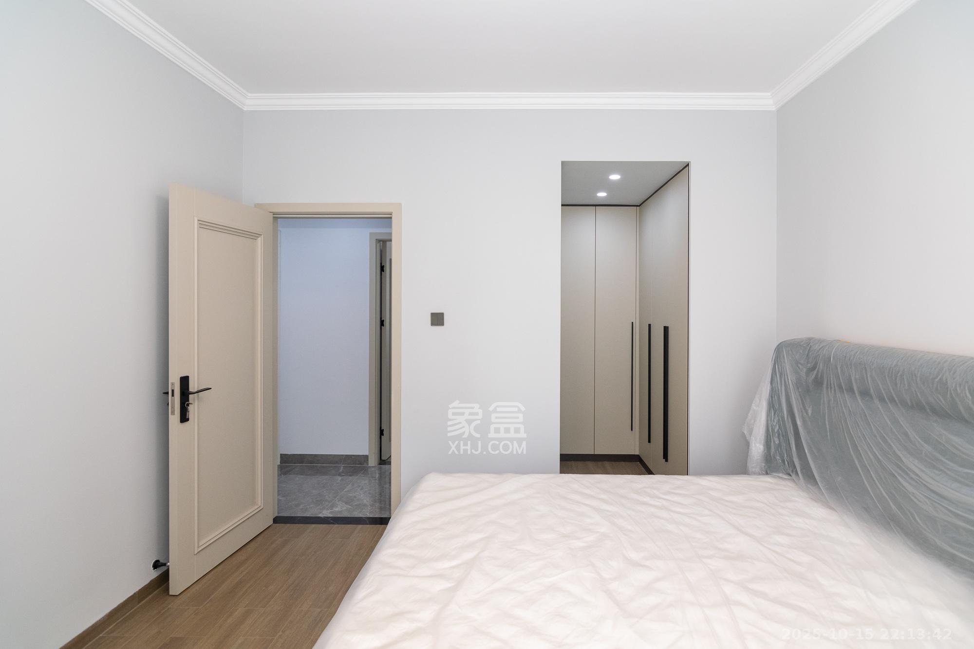 大汉汉府一期  4室2厅2卫    80.0万 大汉汉府一期  4室2厅2卫    80.0万卧室