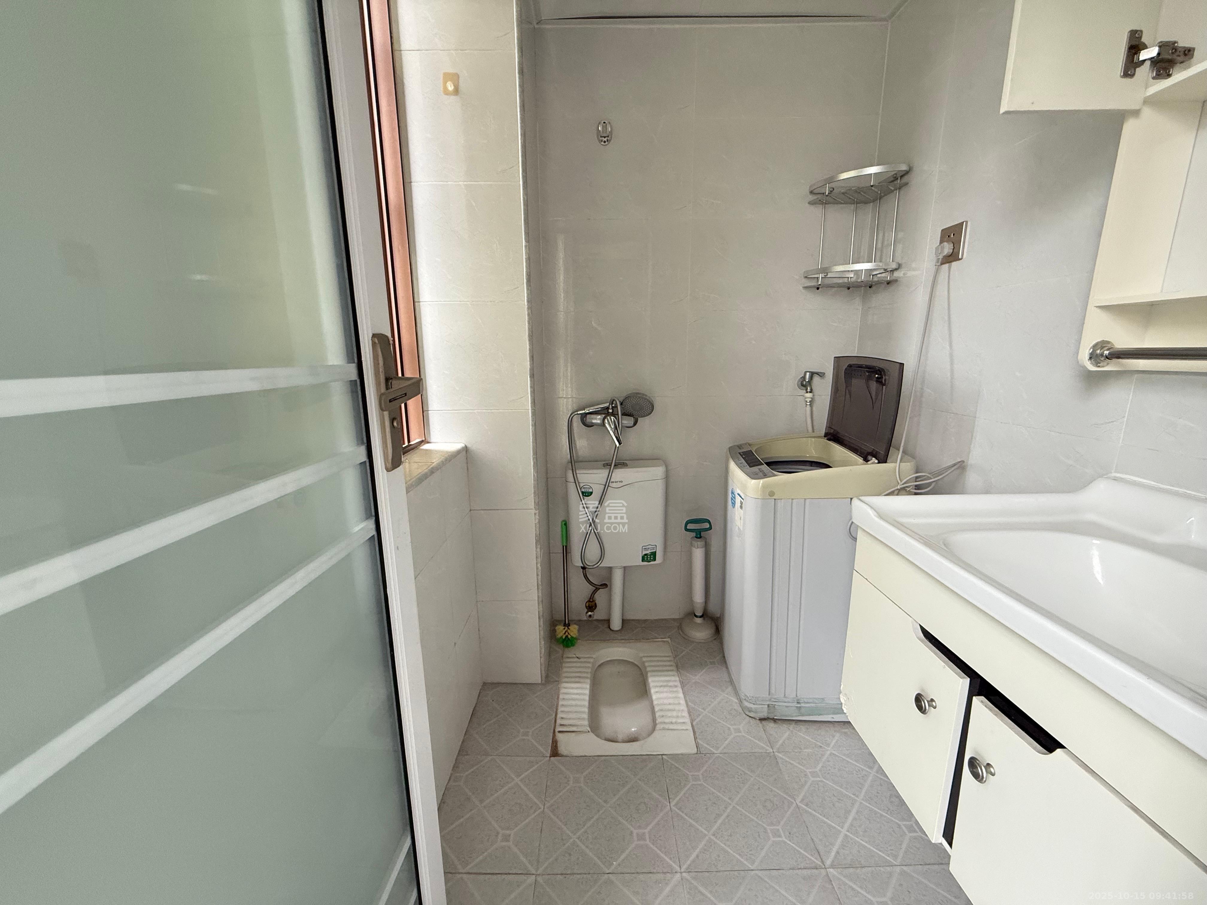 湖湾世景  1室1厅2卫    650.0元/月室内图