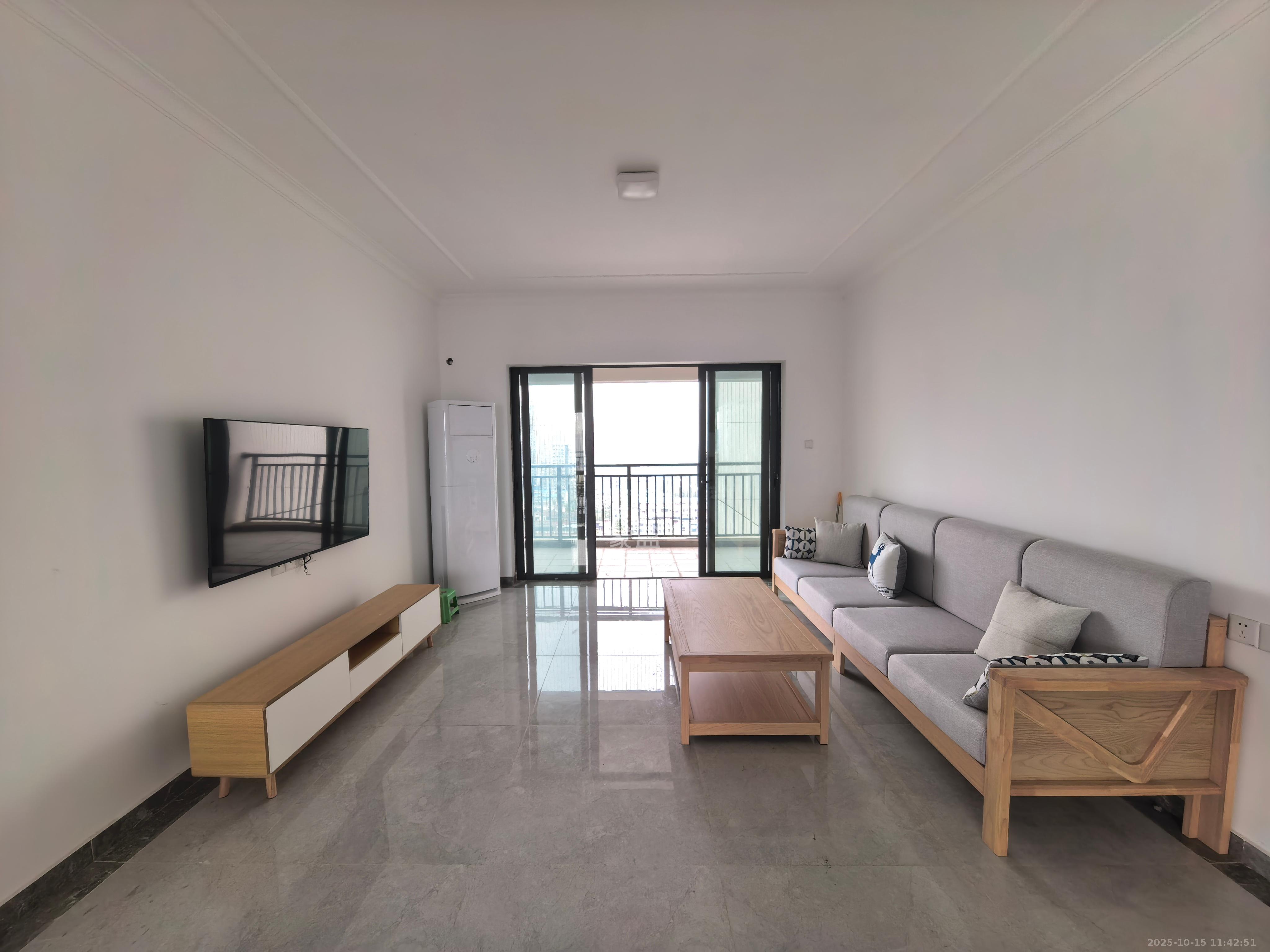 富力芙蓉新天地  4室2厅2卫    3500.0元/月 富力芙蓉新天地  4室2厅2卫    3500.0元/月