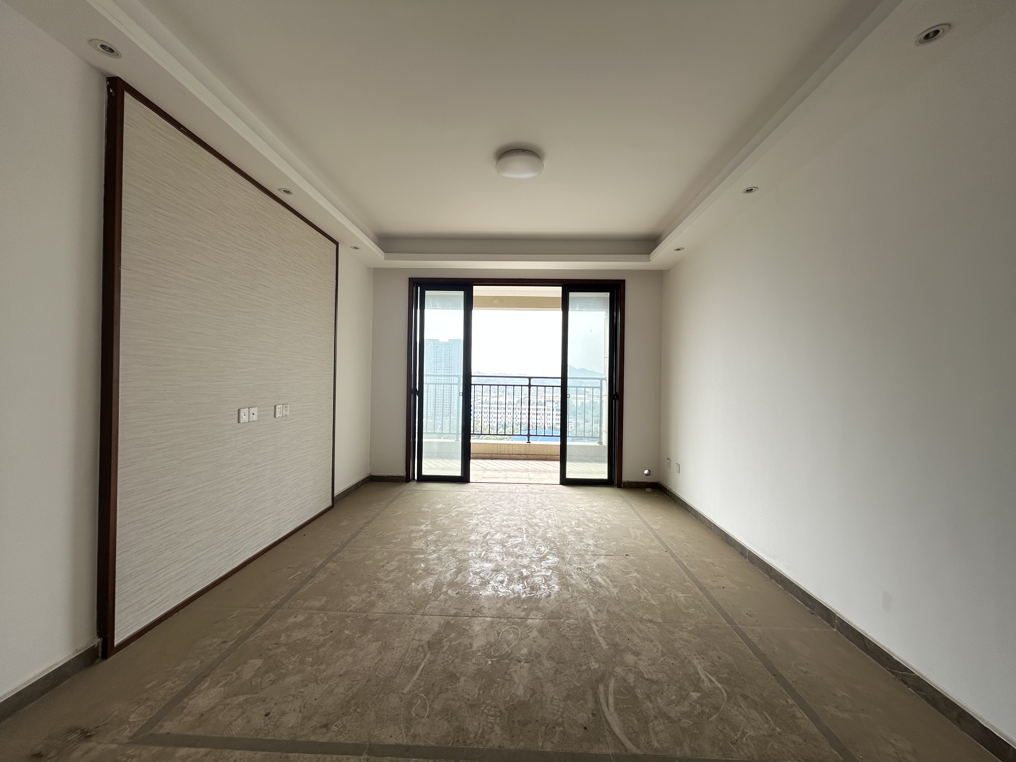 荣盛碧桂园铂悦府 3室2厅2卫 78.8万 荣盛碧桂园铂悦府 3室2厅2卫 78.8万室内图