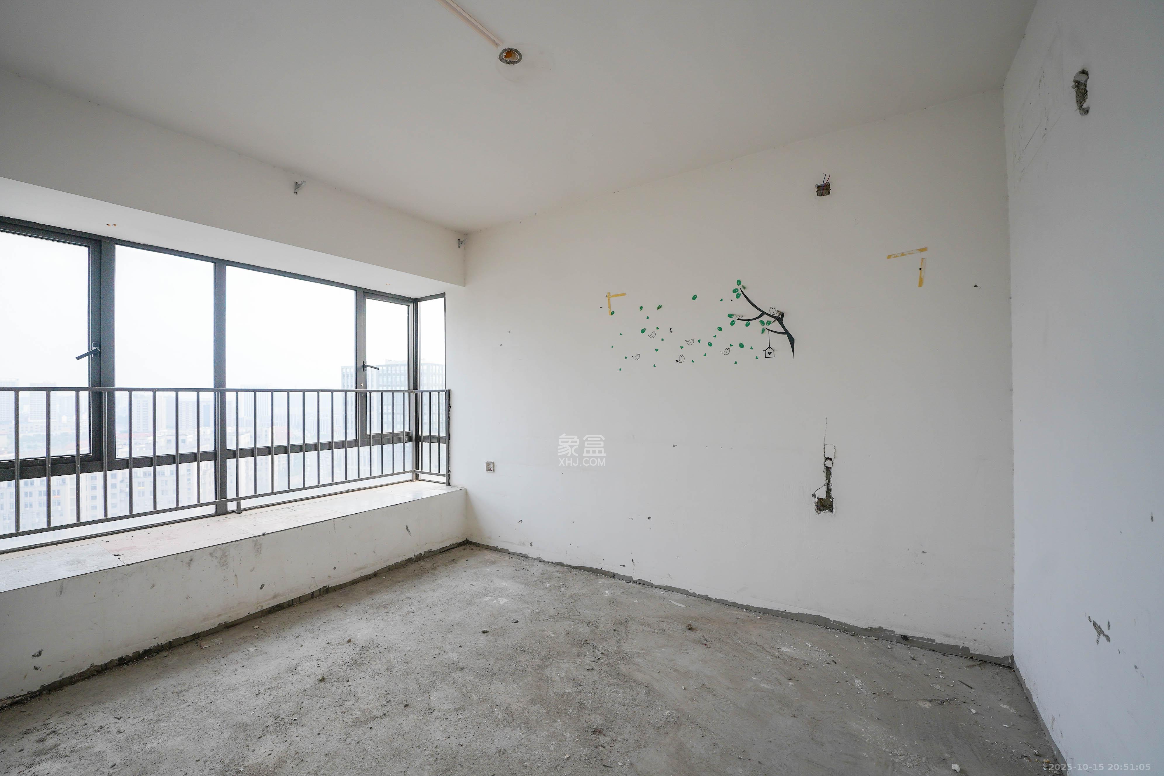 汇金城/嘉华城(二期、三期) 3室2厅1卫 110.0万 汇金城/嘉华城(二期、三期) 3室2厅1卫 110.0万卧室