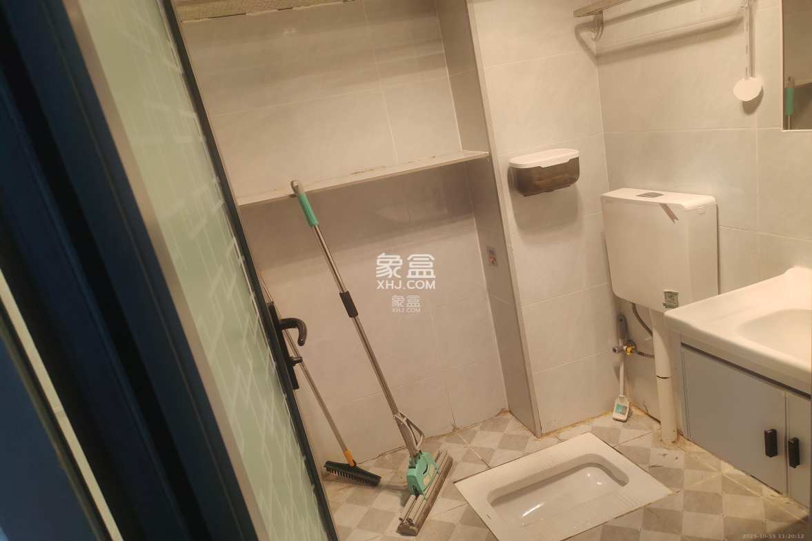 潇湘名城(新里程潇湘名城) 1室0厅0卫 2100.0元/月 潇湘名城(新里程潇湘名城) 1室0厅0卫 2100.0元/月室内图