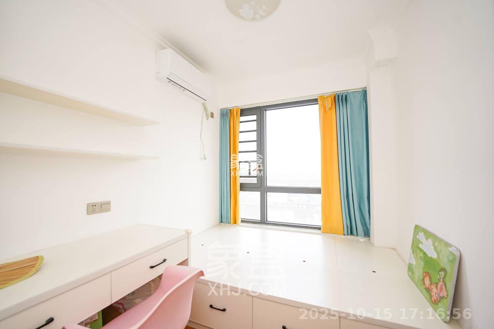 五矿万境蓝山  3室2厅1卫    2000.0元/月 五矿万境蓝山  3室2厅1卫    2000.0元/月室内图