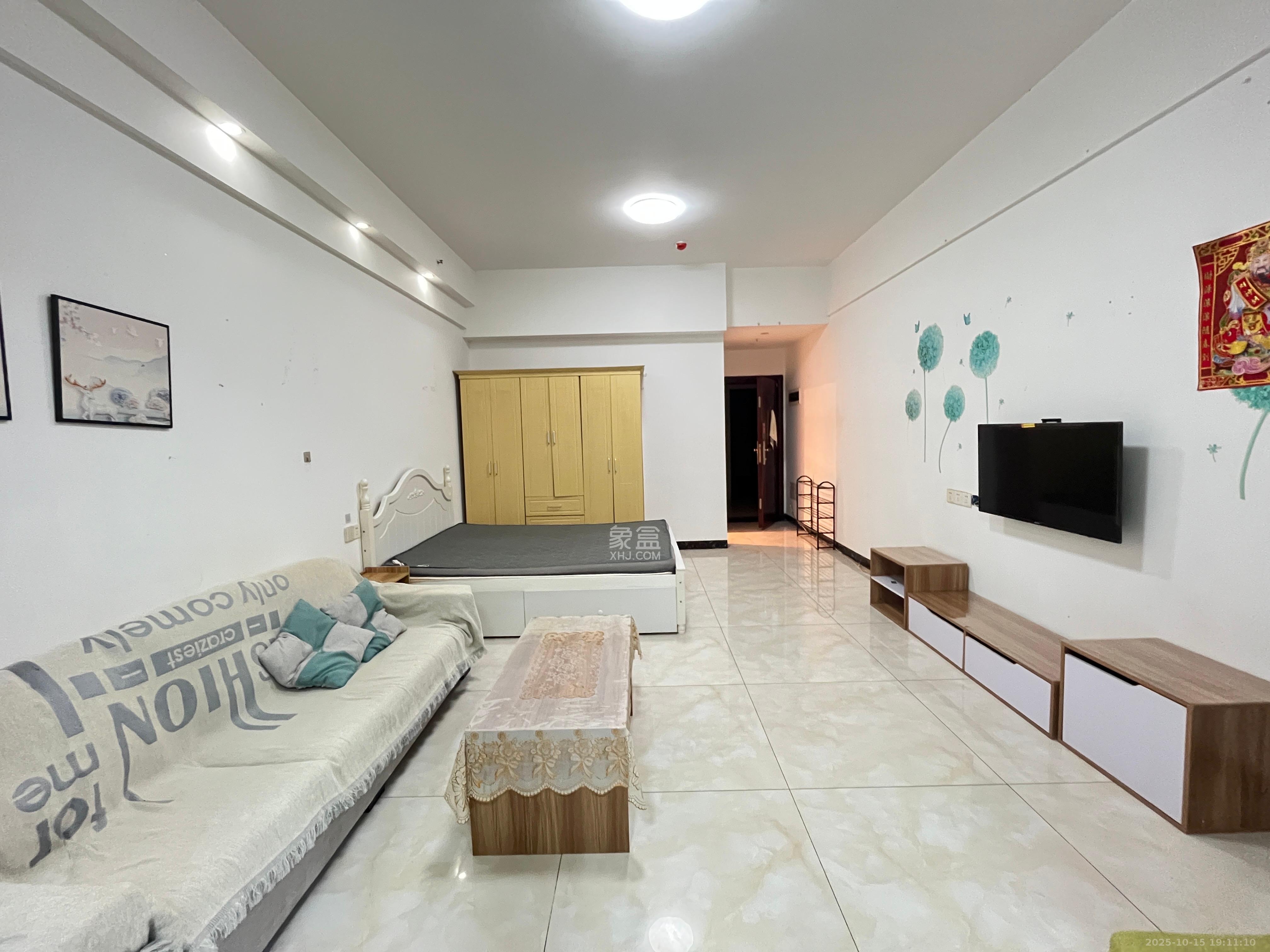 江南华府  1室0厅0卫    1400.0元/月室内图