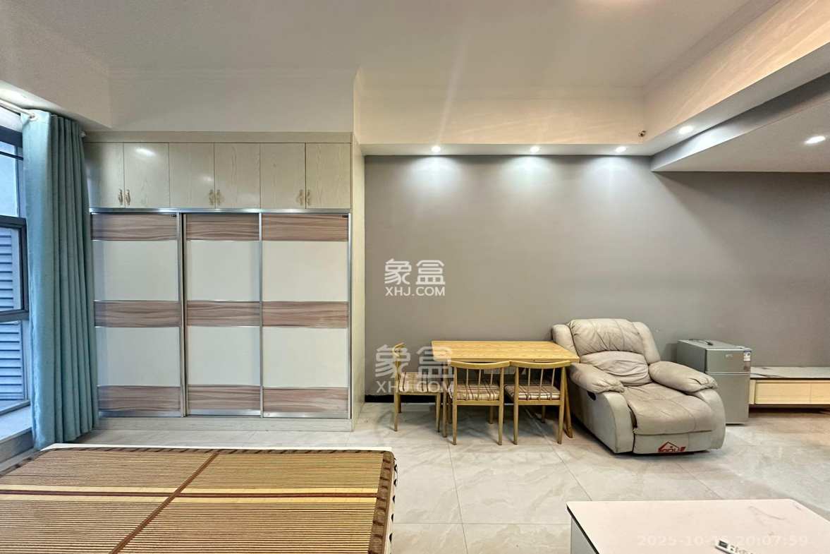 新兴企业中心 1室1厅1卫 1200.0元/月 新兴企业中心 1室1厅1卫 1200.0元/月室内图