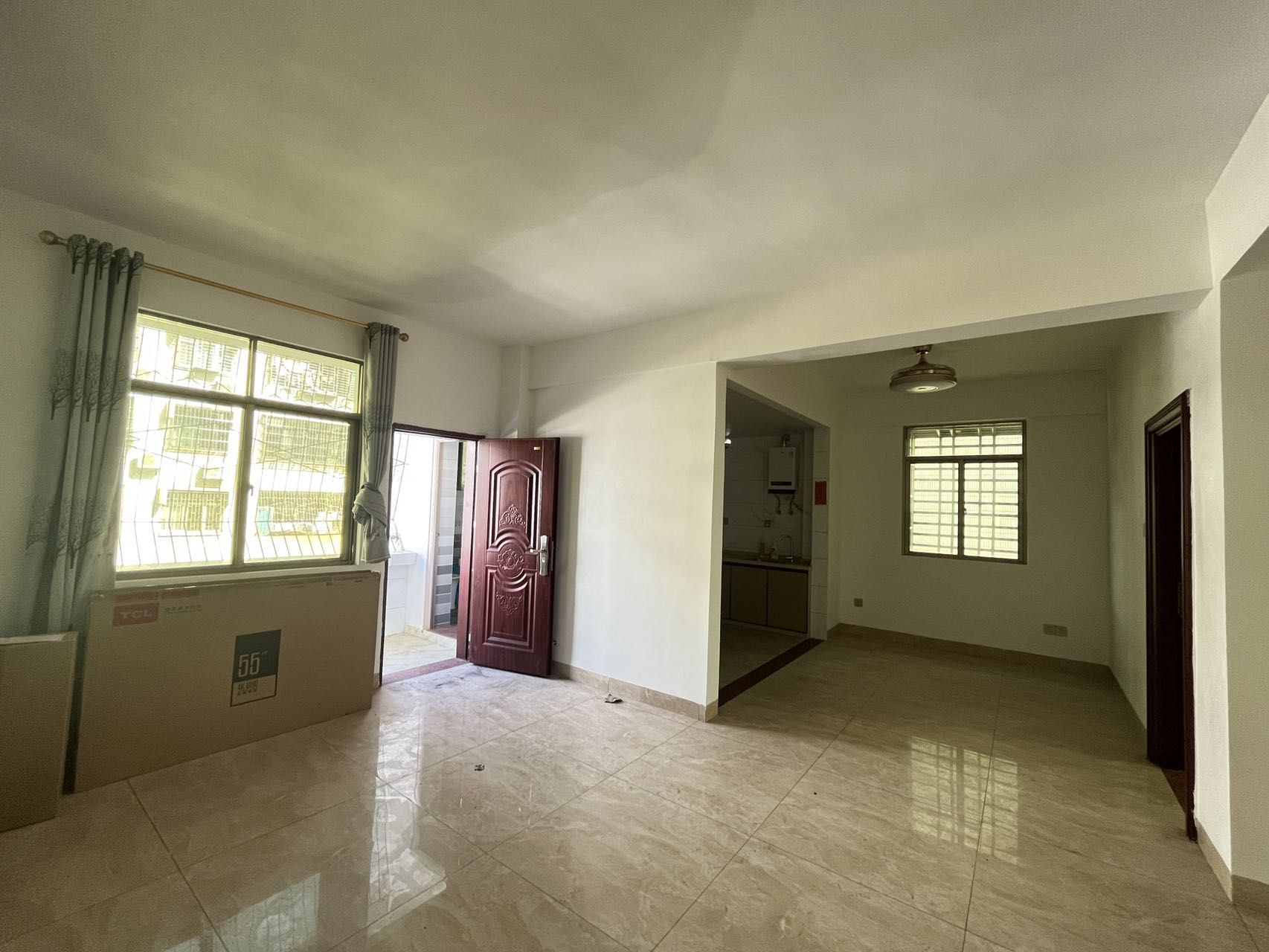 美舍小区（美舍河开发区）  1室0厅0卫    2000.0元/月