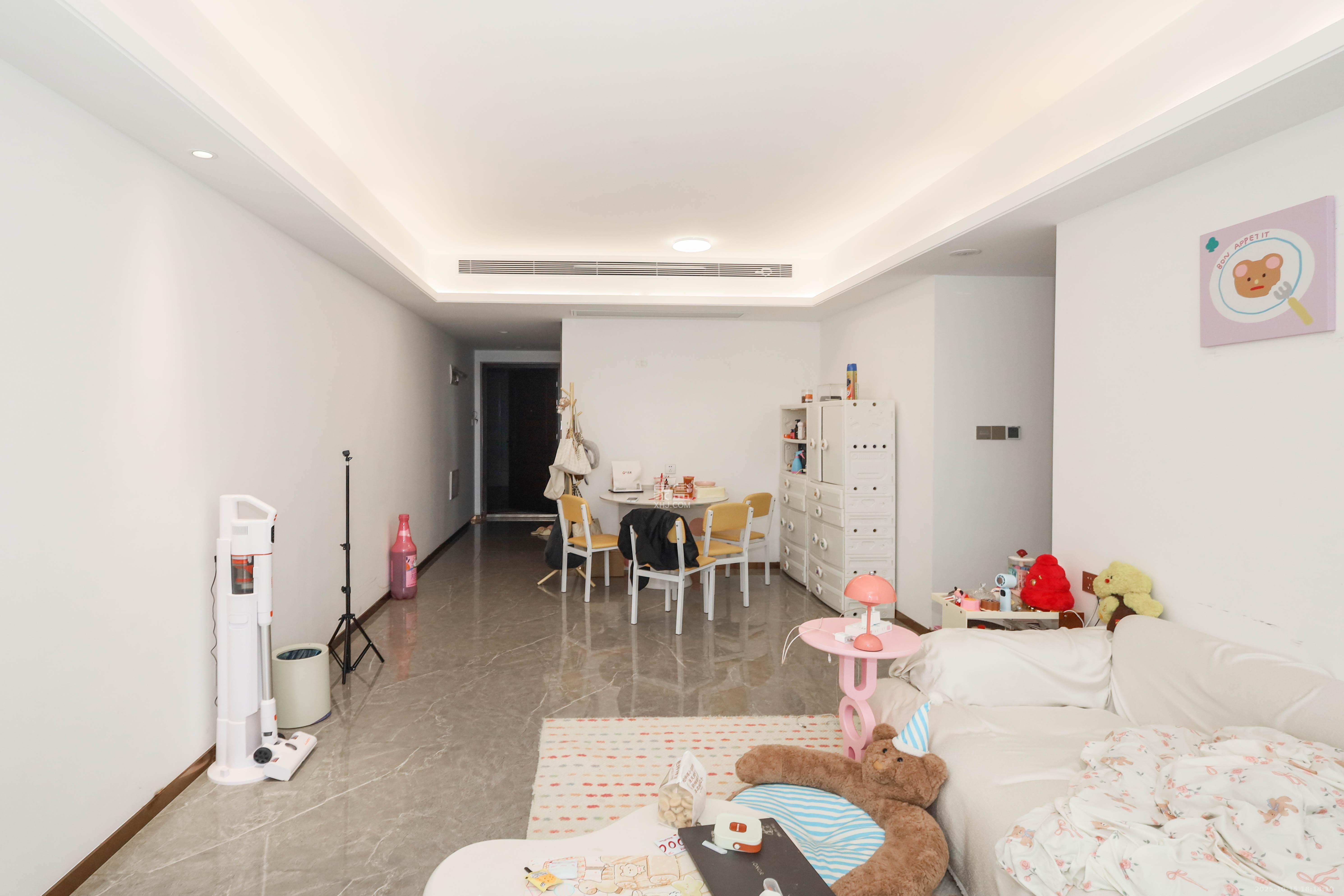 长沙溪山悦  3室2厅2卫    88.0万客厅