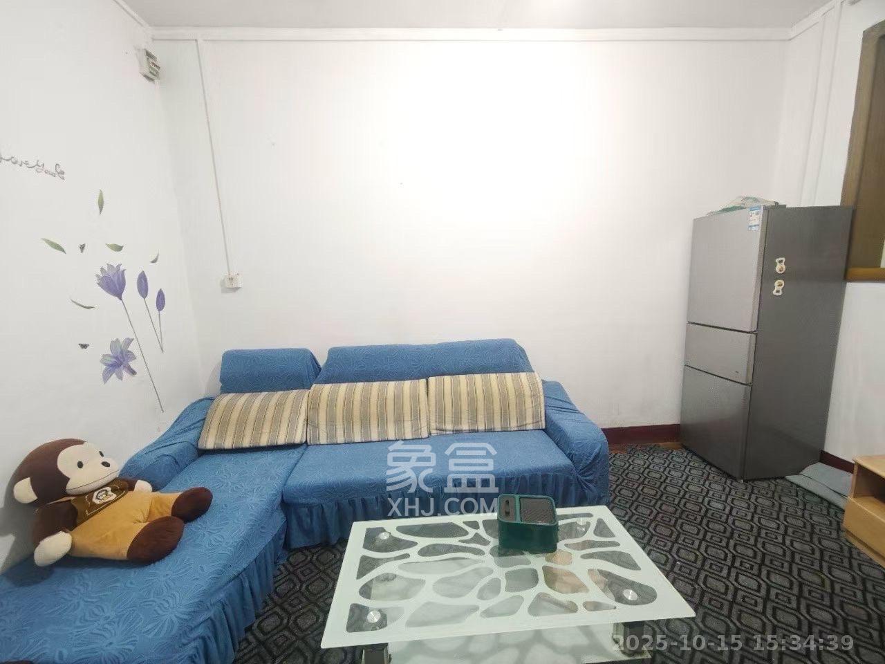 东风路汽电宿舍（东风路三条巷/四条巷）  1室1厅1卫    1100.0元/月