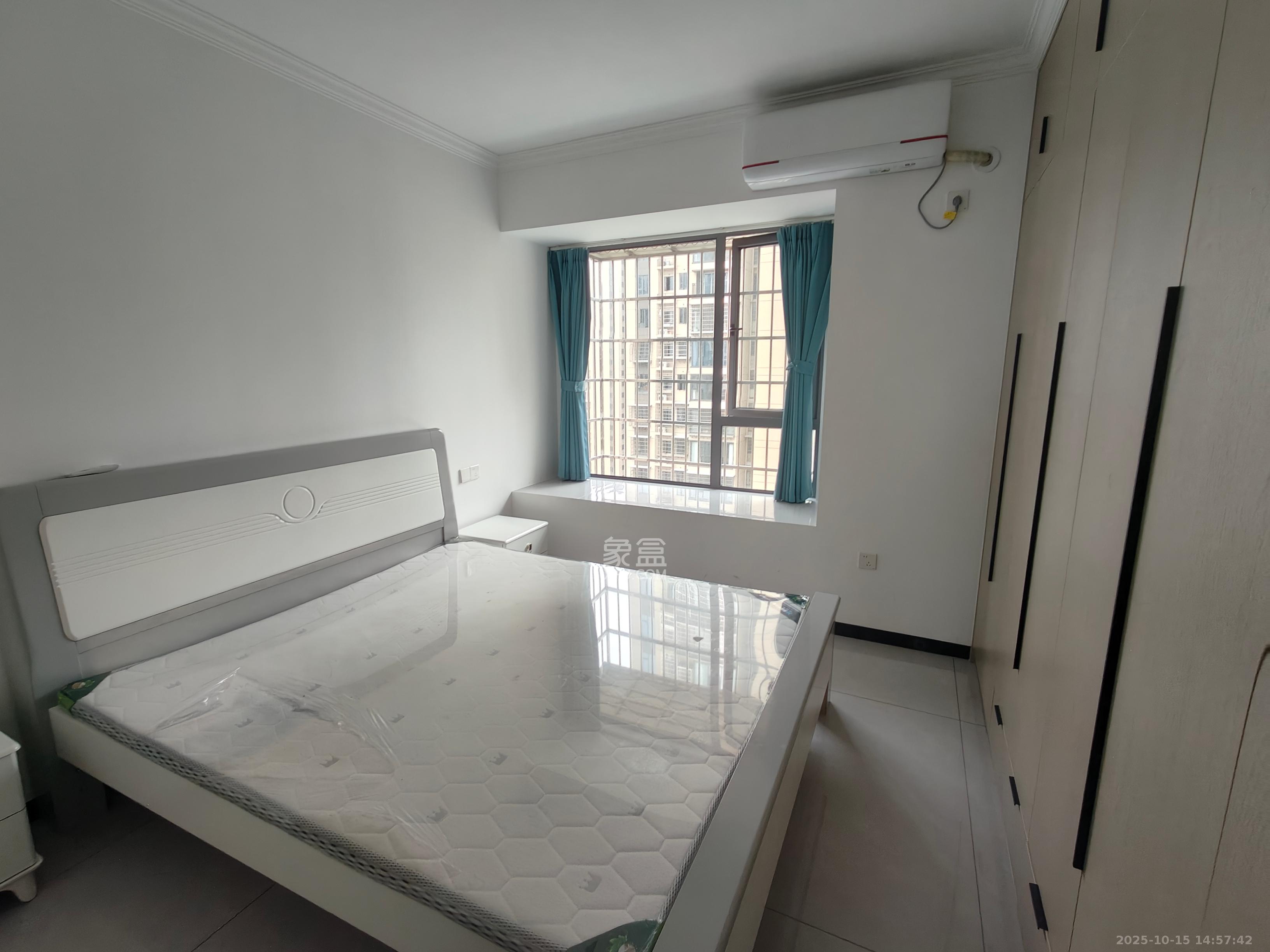 桥头家园三期  3室2厅2卫    2200.0元/月 桥头家园三期  3室2厅2卫    2200.0元/月室内图