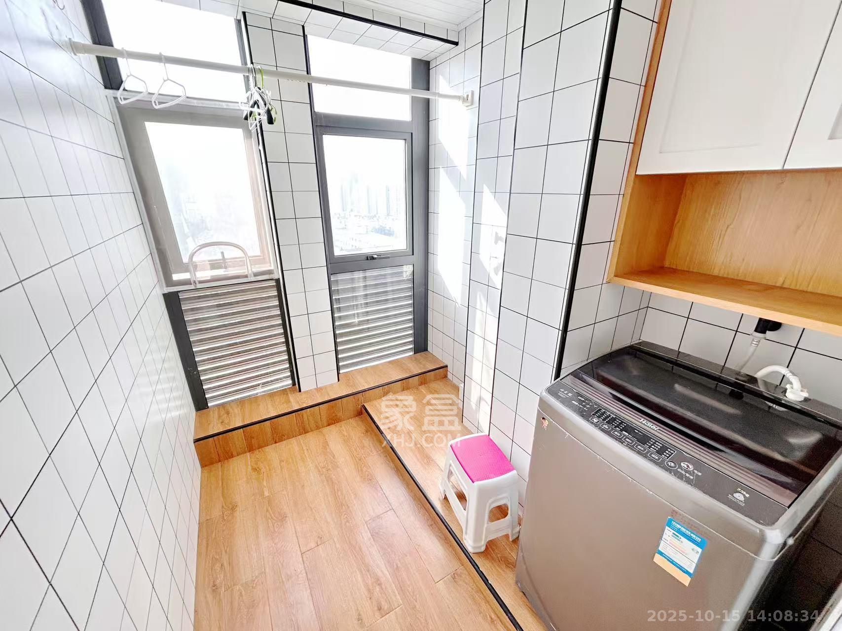 欧亚达国际广场 2室1厅1卫 2400.0元/月 欧亚达国际广场 2室1厅1卫 2400.0元/月室内图