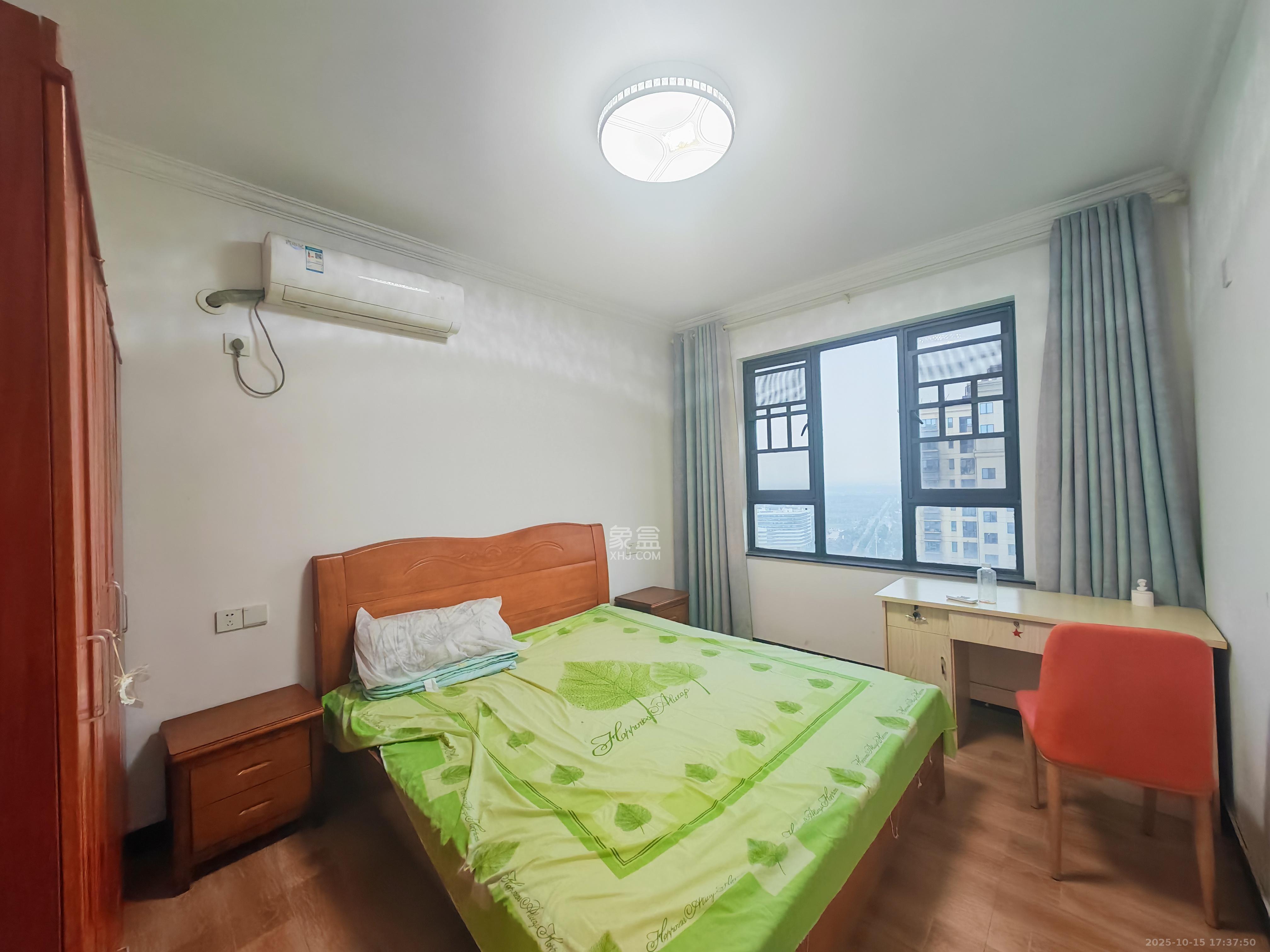 爵世名邸东湖(东湖壹号企业总部基地) 3室2厅1卫 2300.0元/月 爵世名邸东湖(东湖壹号企业总部基地) 3室2厅1卫 2300.0元/月室内图