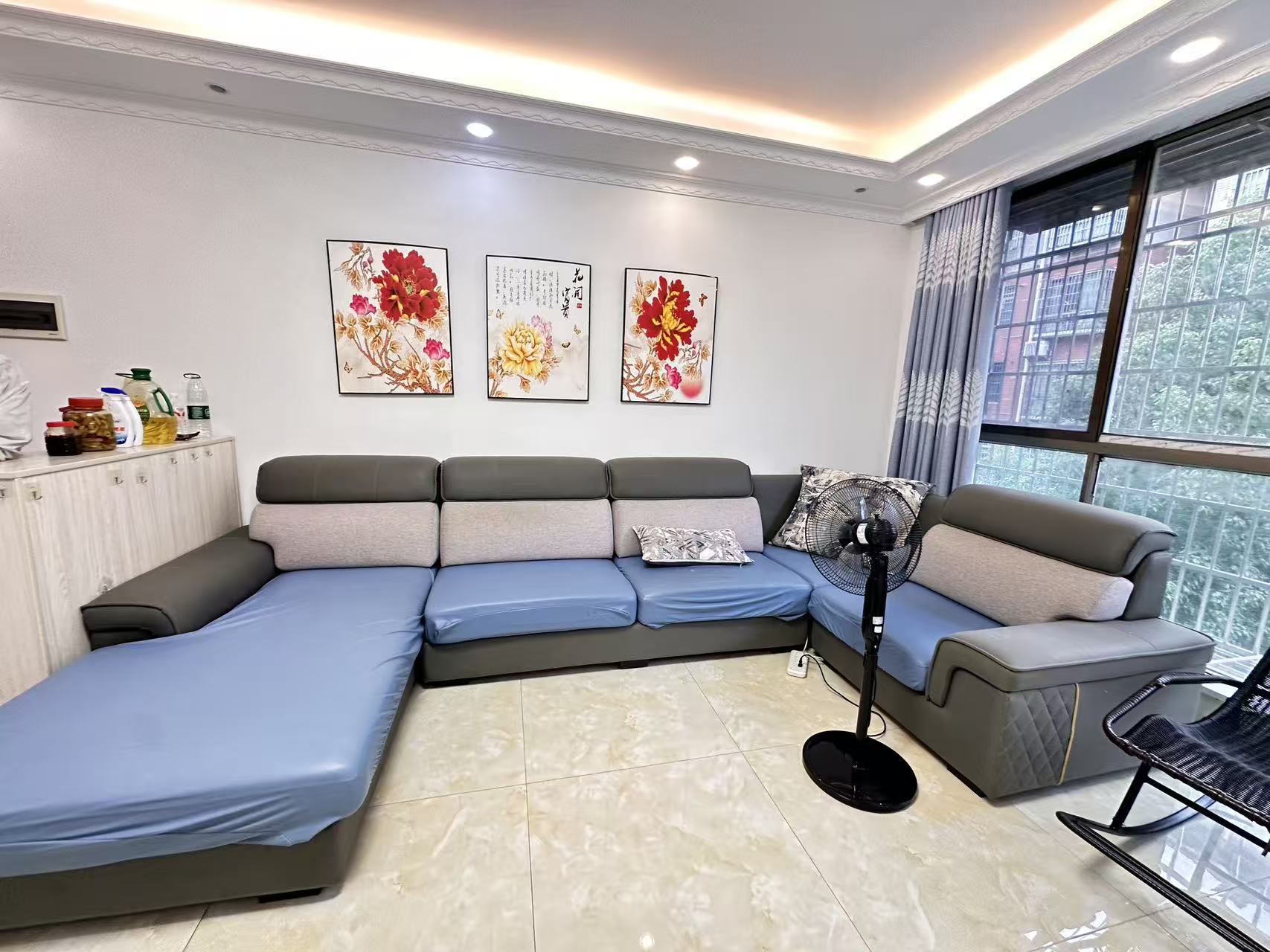 悦江花园 3室2厅1卫 1500.0元/月 悦江花园 3室2厅1卫 1500.0元/月室内图