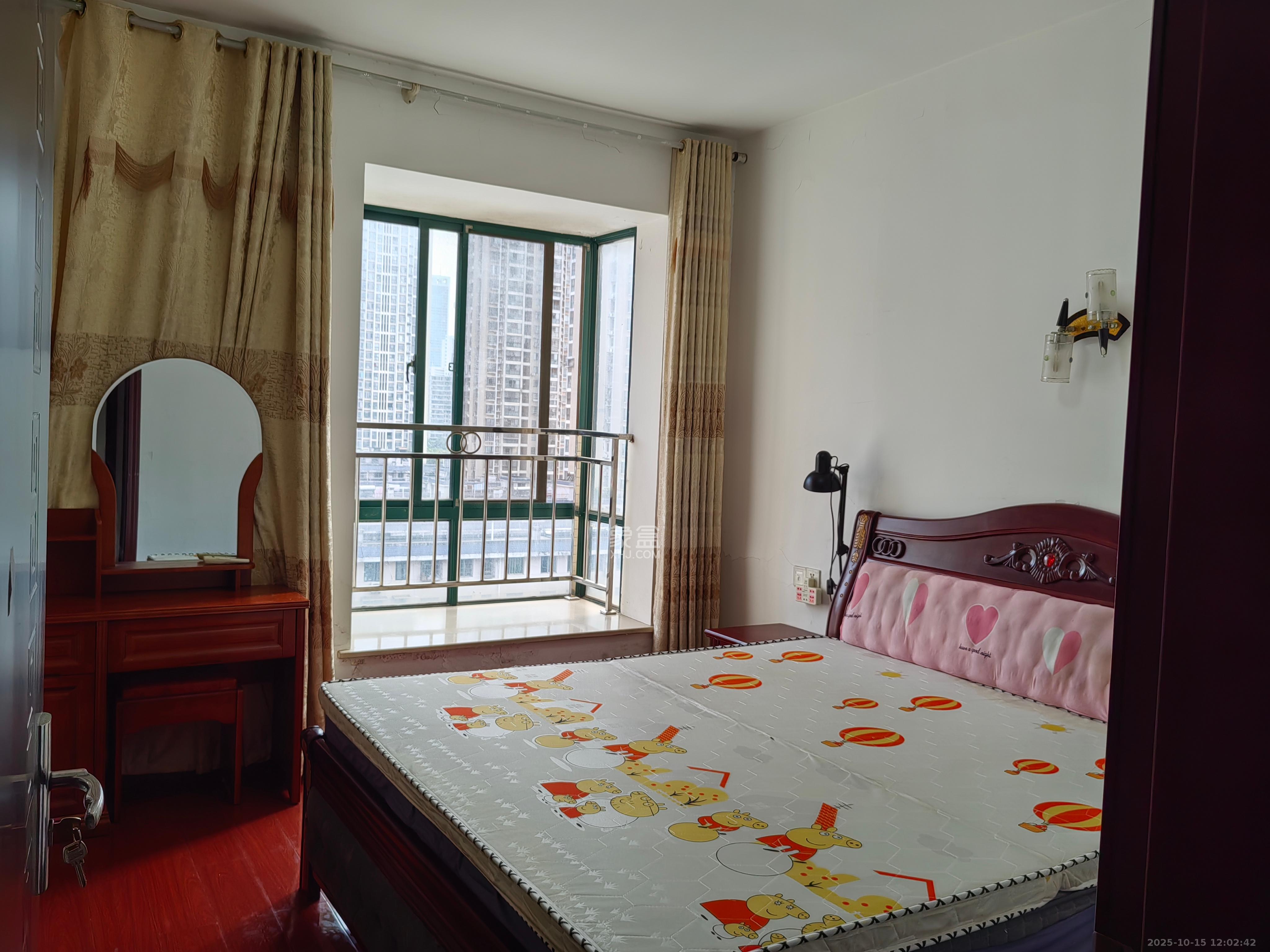 松雅湖畔  2室2厅1卫    1600.0元/月 松雅湖畔  2室2厅1卫    1600.0元/月室内图