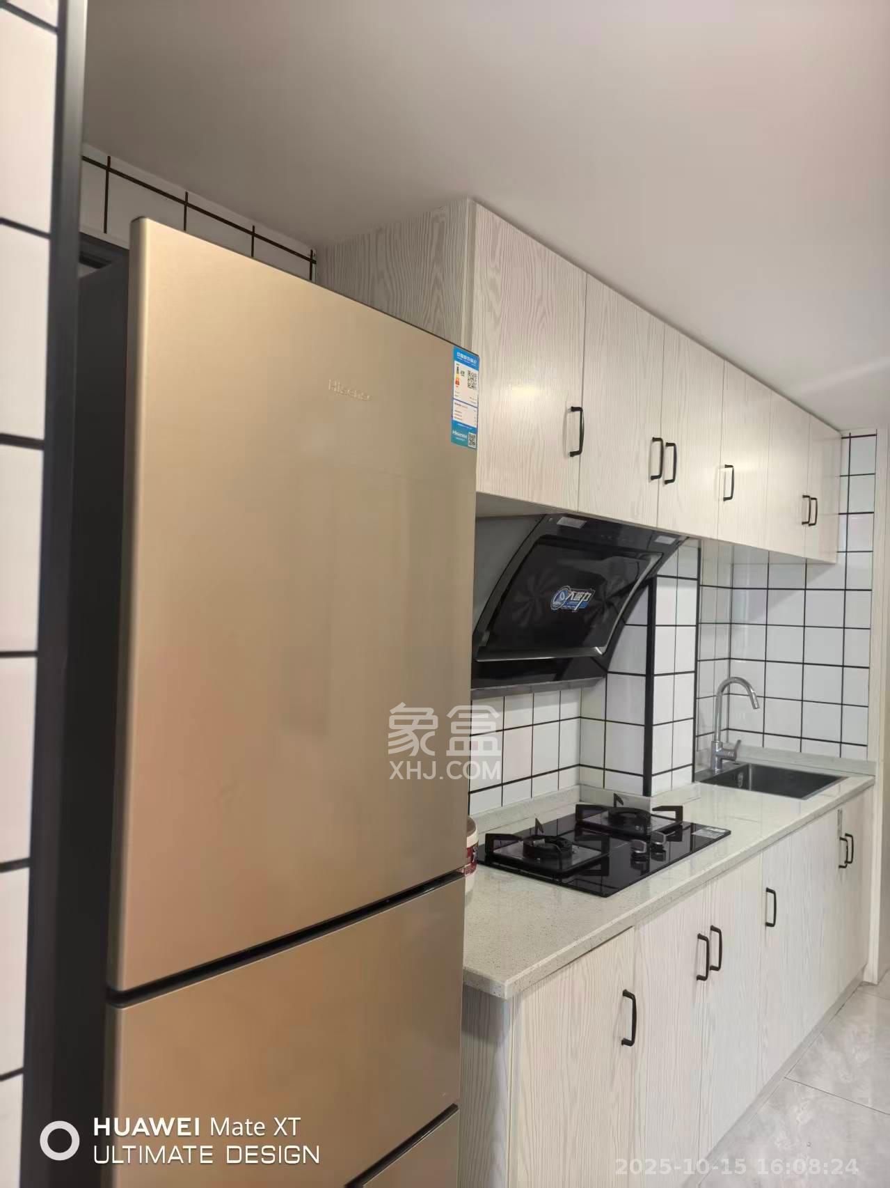 华润置地广场二期 2室1厅1卫 1800.0元/月 华润置地广场二期 2室1厅1卫 1800.0元/月室内图