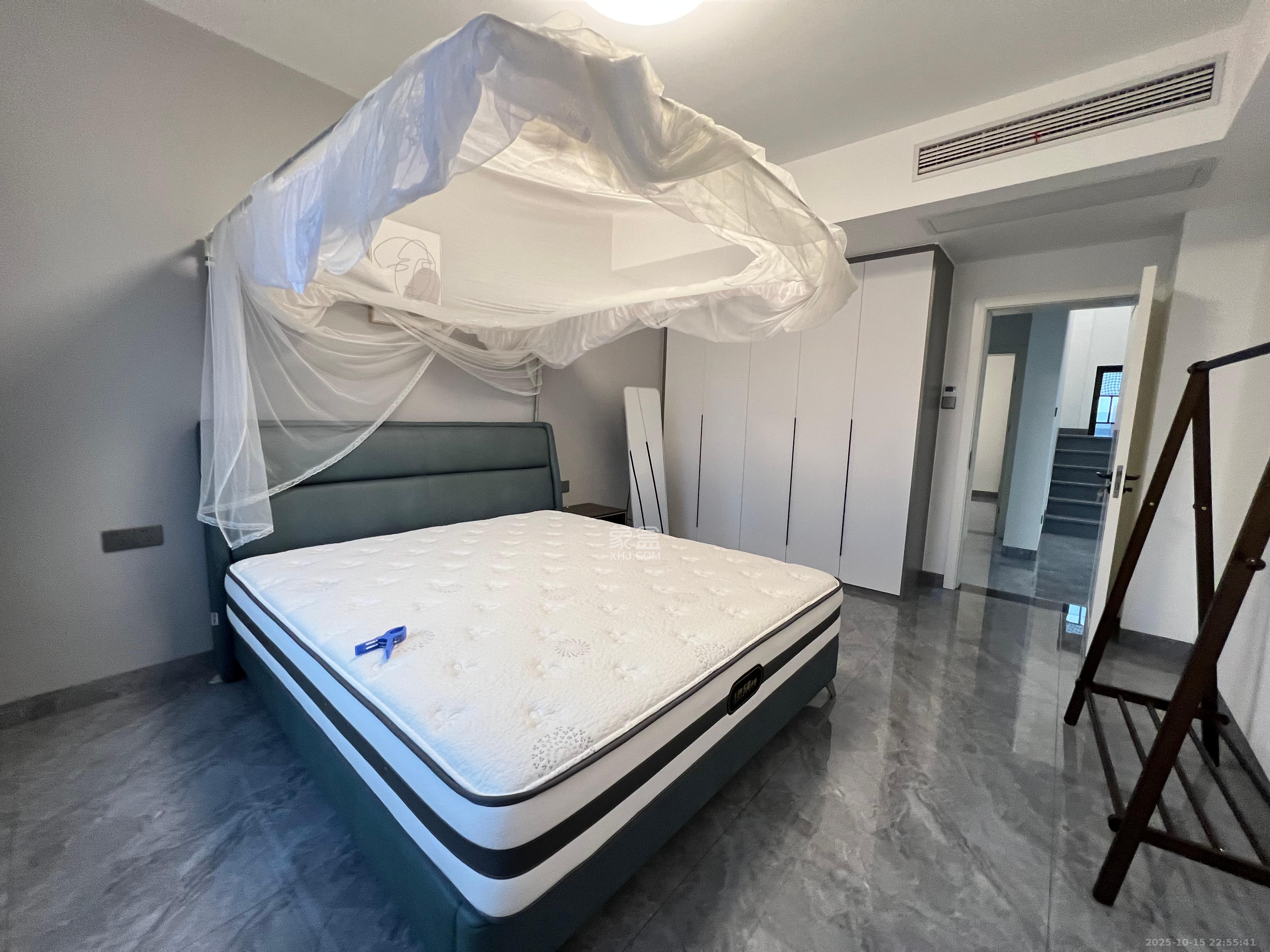 沃家苑  4室2厅1卫    118.0万 沃家苑  4室2厅1卫    118.0万卧室