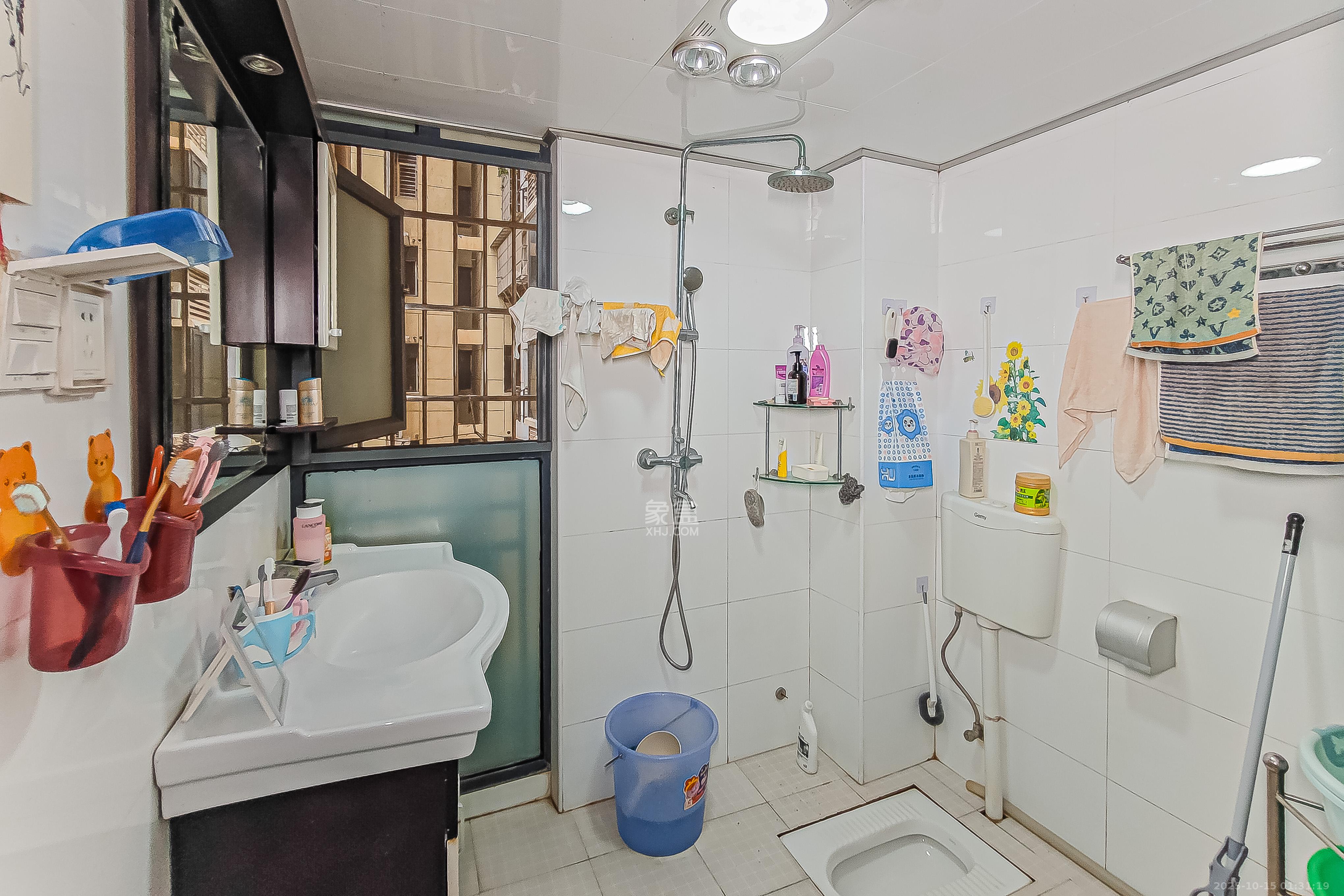 三重星都心  3室2厅2卫    139.0万卫生间