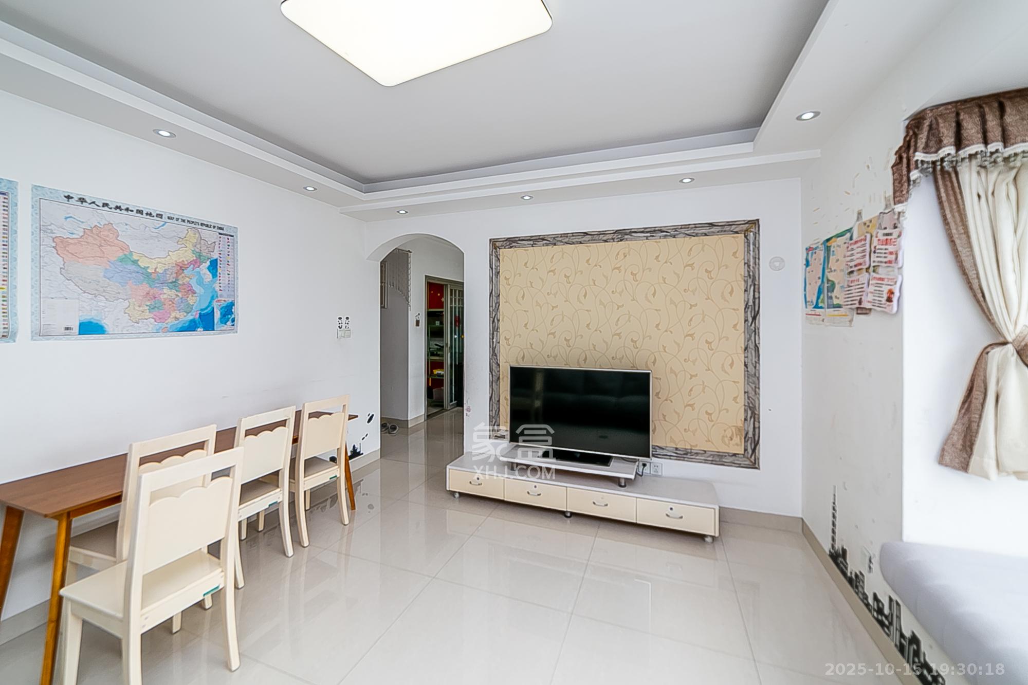 乾城（兴旺乾城）  2室2厅1卫    60.0万客厅