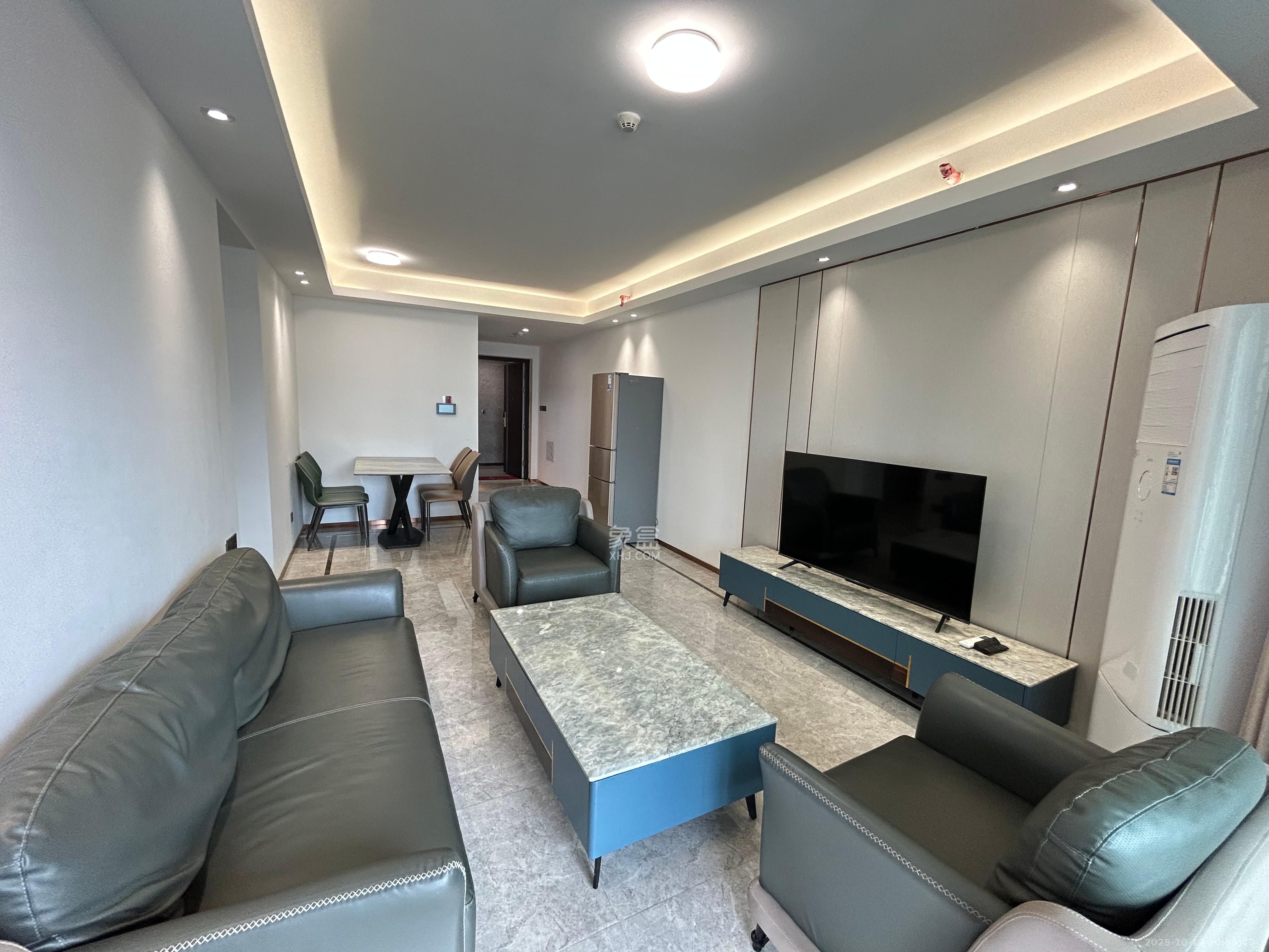 梅溪悦章  3室2厅2卫    3300.0元/月 梅溪悦章  3室2厅2卫    3300.0元/月