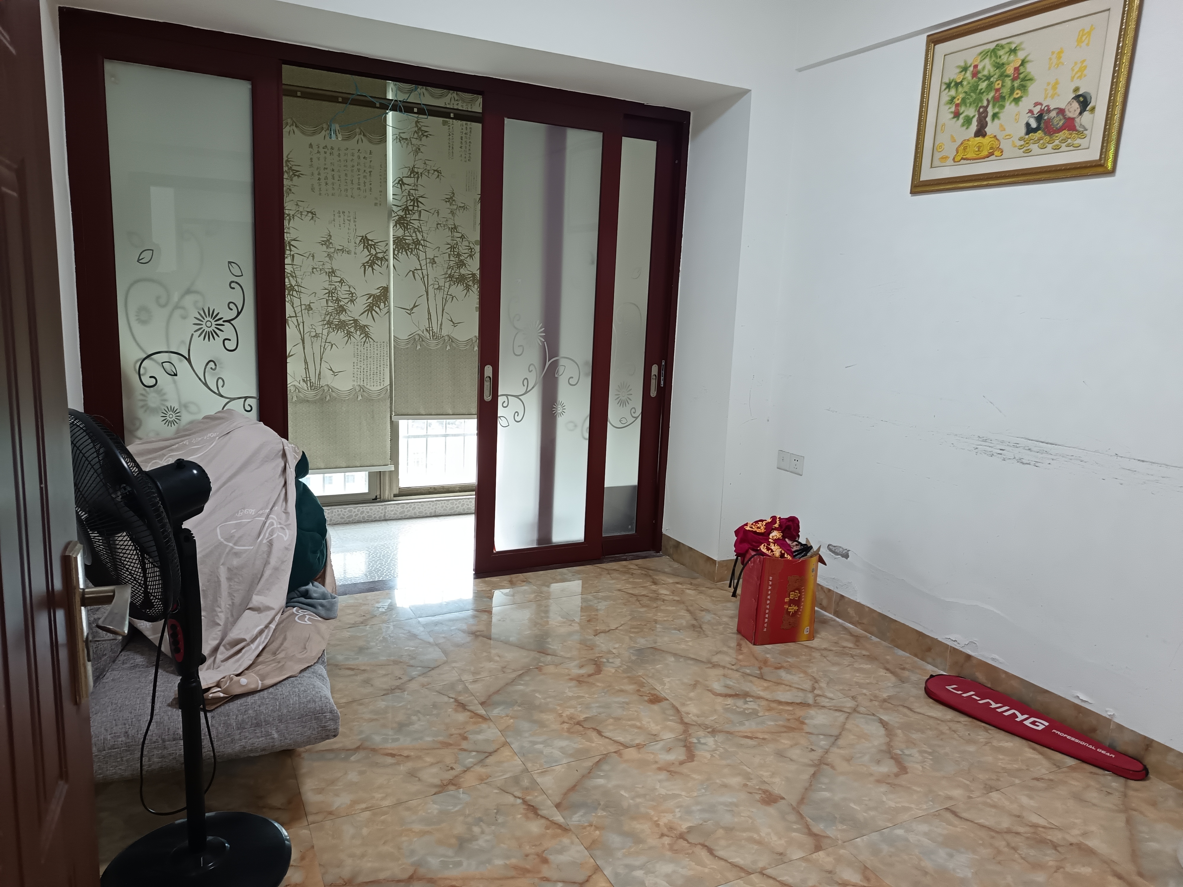 友谊华庭  3室2厅1卫    2500.0元/月室内图