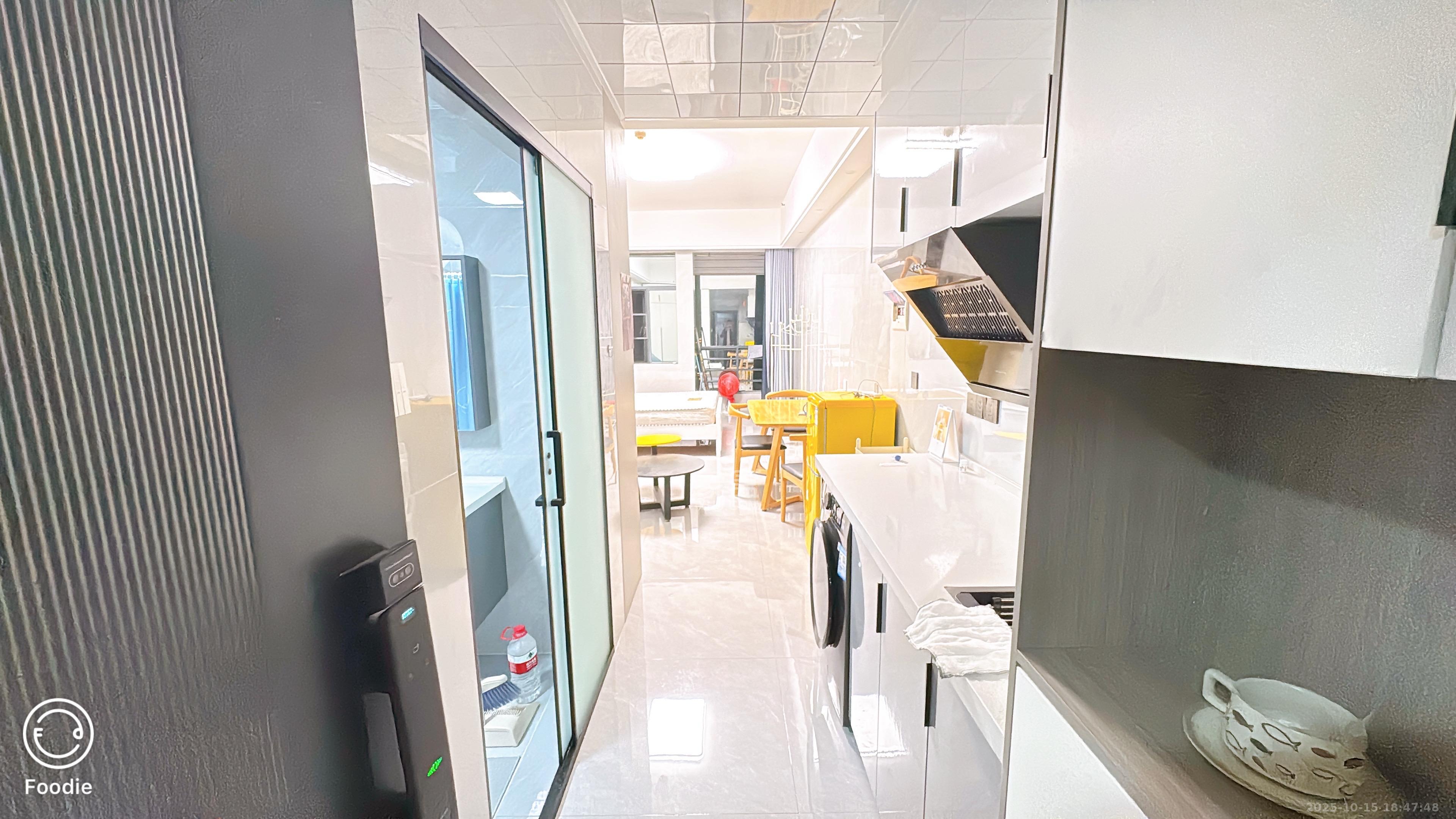 YO领域（领御大厦）  1室1厅1卫    1800.0元/月