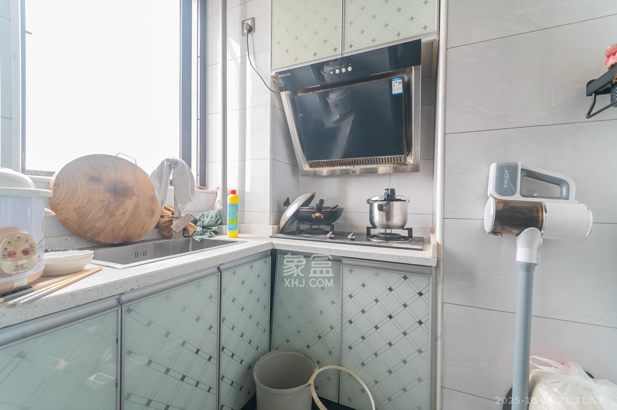 国泰九龙湾  1室1厅1卫    23.8万 国泰九龙湾  1室1厅1卫    23.8万厨房