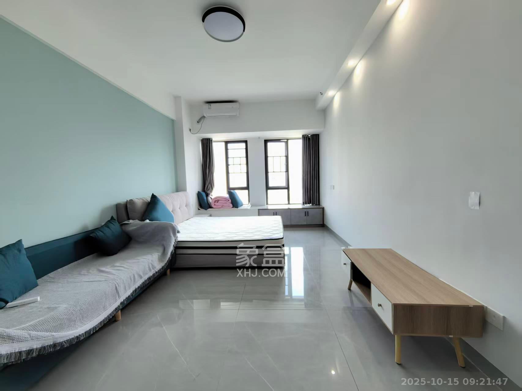 润和国际广场  1室1厅1卫    1700.0元/月 润和国际广场  1室1厅1卫    1700.0元/月室内图