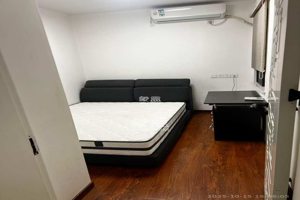 山语城三期 2室2厅1卫 1700.0元/月 山语城三期 2室2厅1卫 1700.0元/月室内图