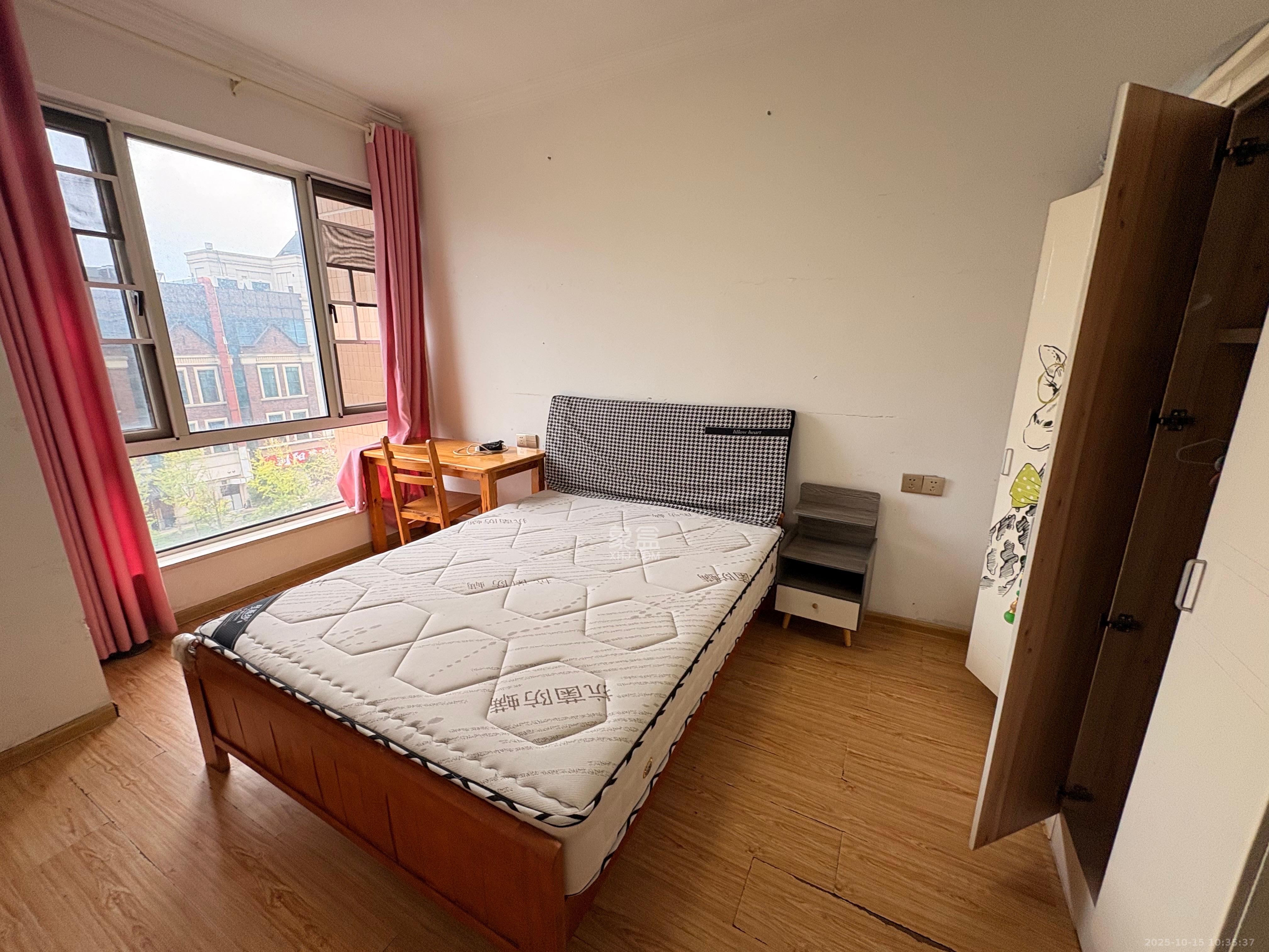 五矿万境水岸三期  2室1厅1卫    1800.0元/月 五矿万境水岸三期  2室1厅1卫    1800.0元/月室内图