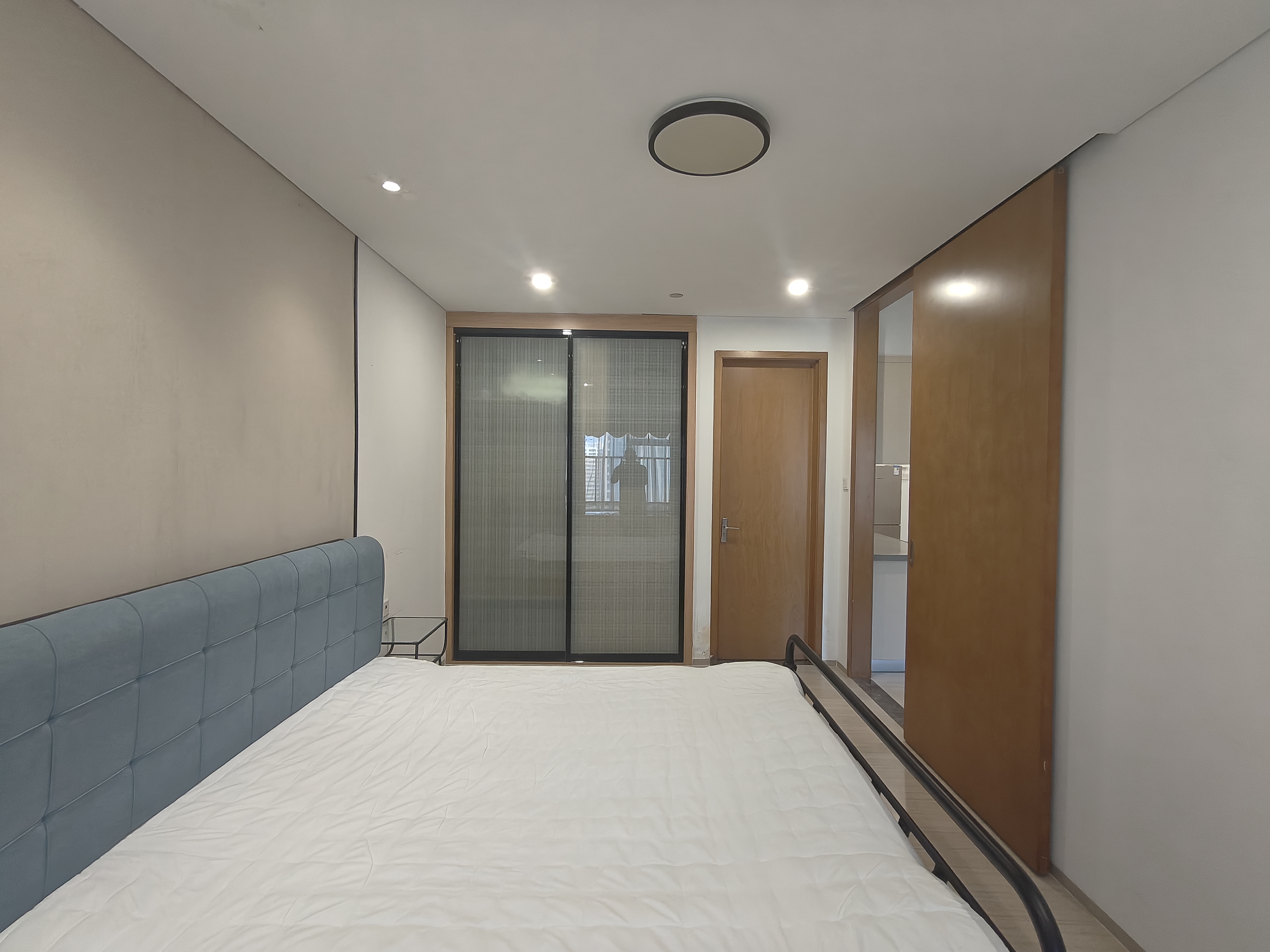 海航豪庭南苑  1室1厅1卫    3000.0元/月室内图