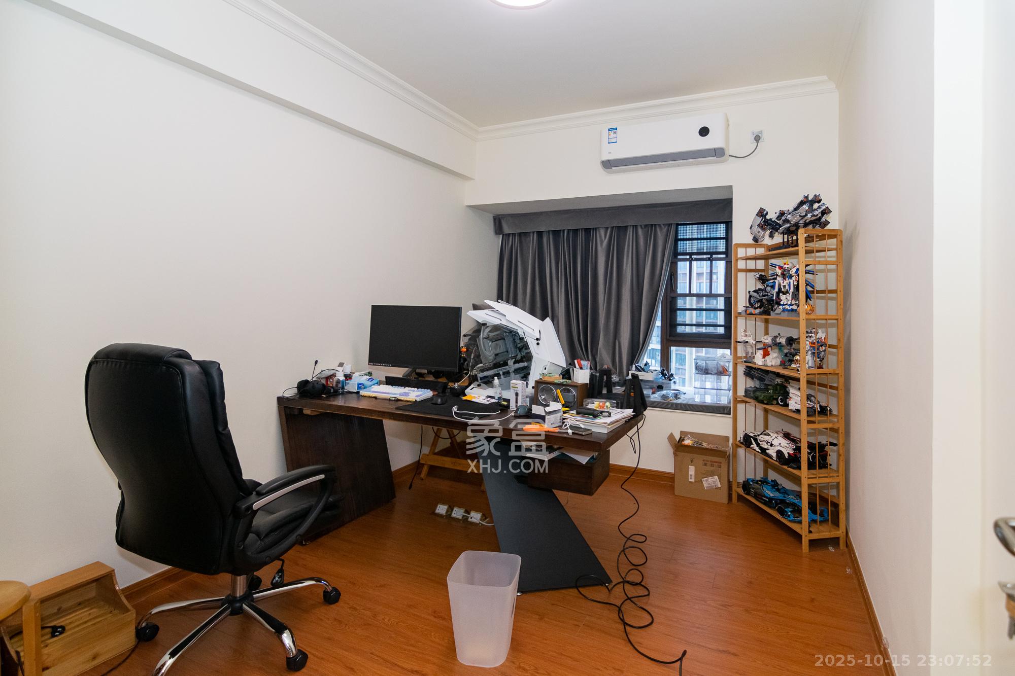 碧桂园高尔夫花园  4室2厅2卫    120.0万卧室