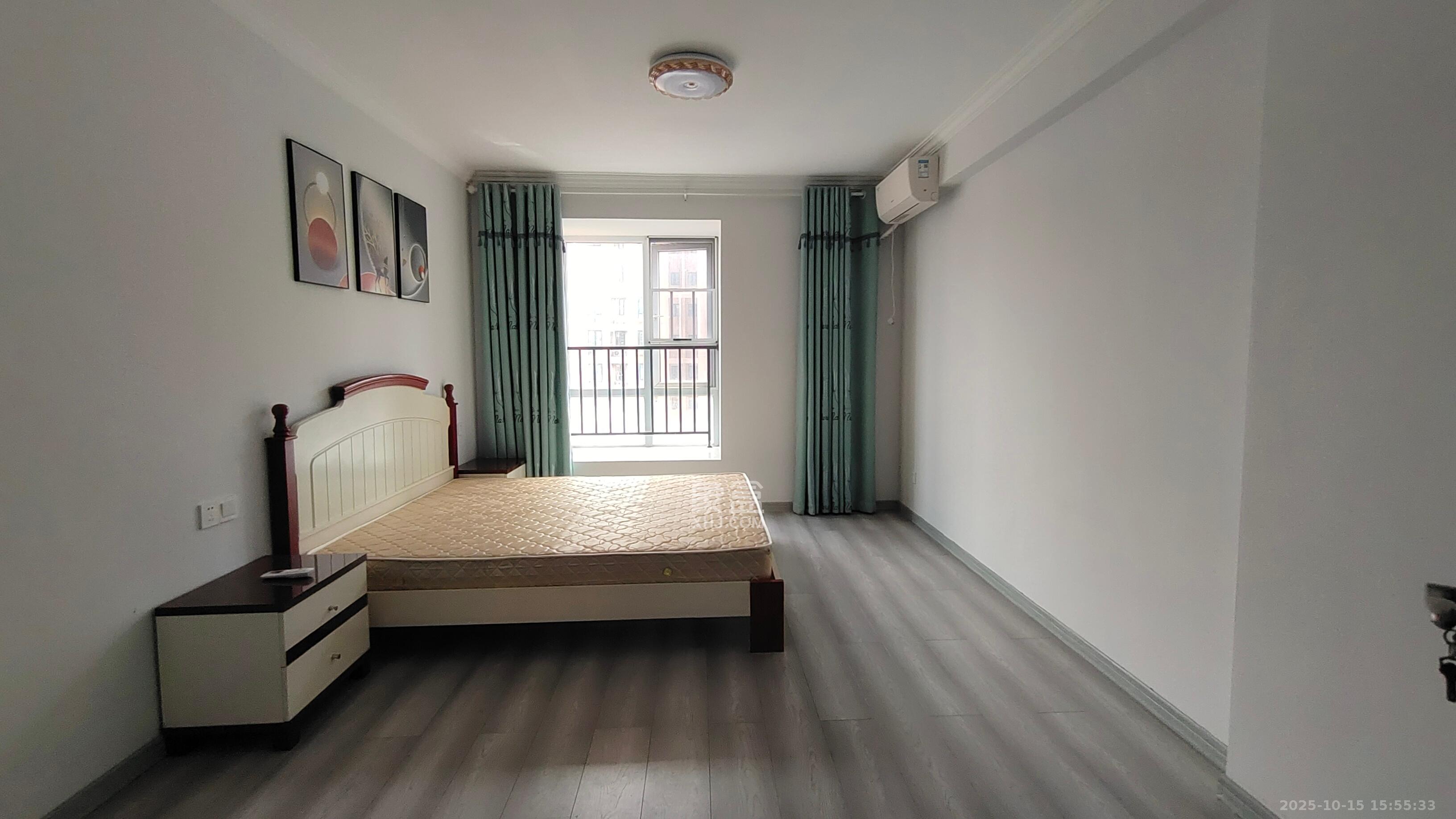 丽发新城 3室2厅2卫 2200.0元/月 丽发新城 3室2厅2卫 2200.0元/月室内图